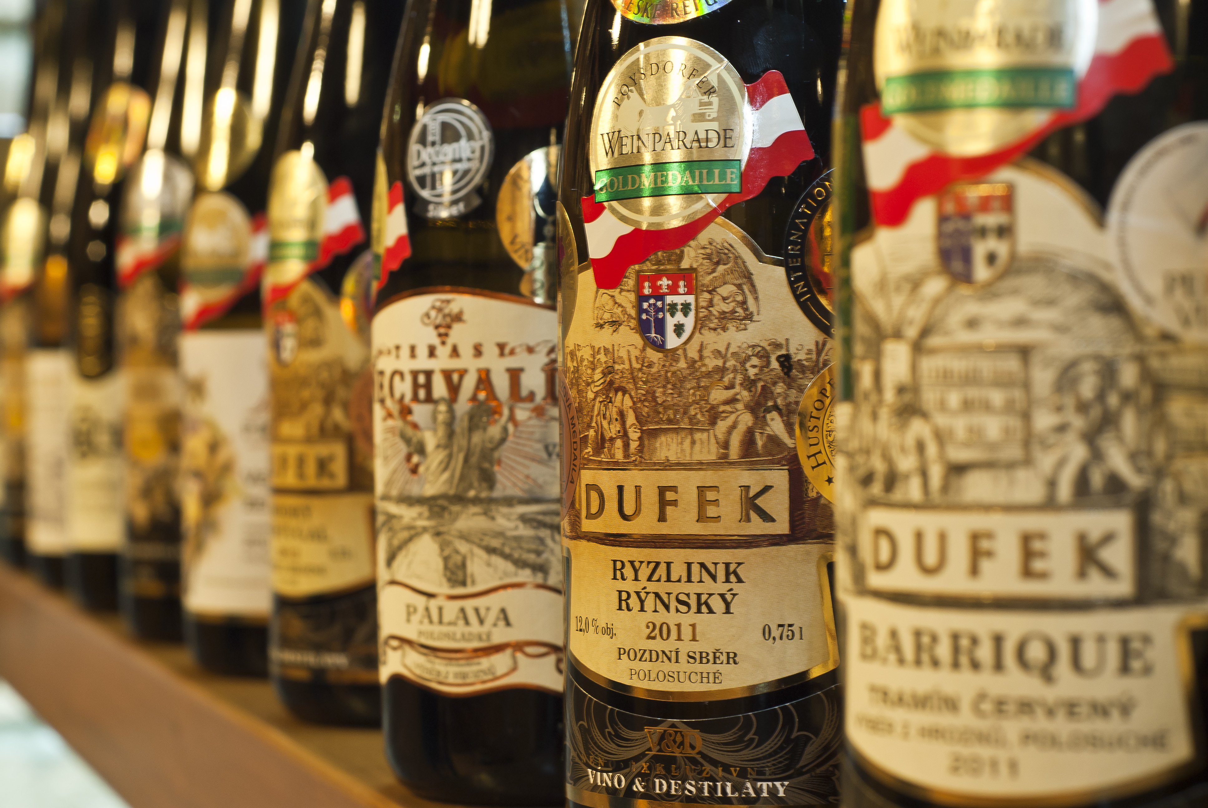 Víno & Destiláty foto 4