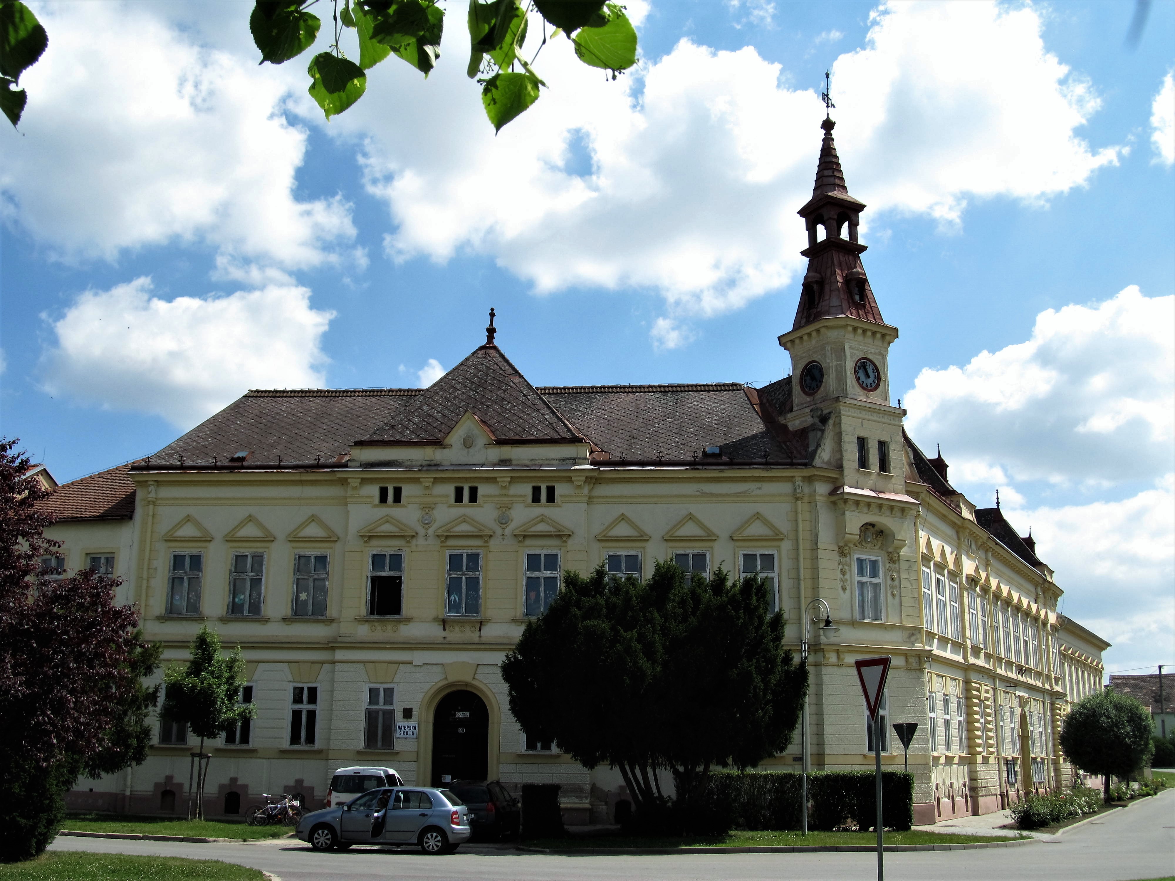 ZŠ a MŠ Jaroslavice foto 2