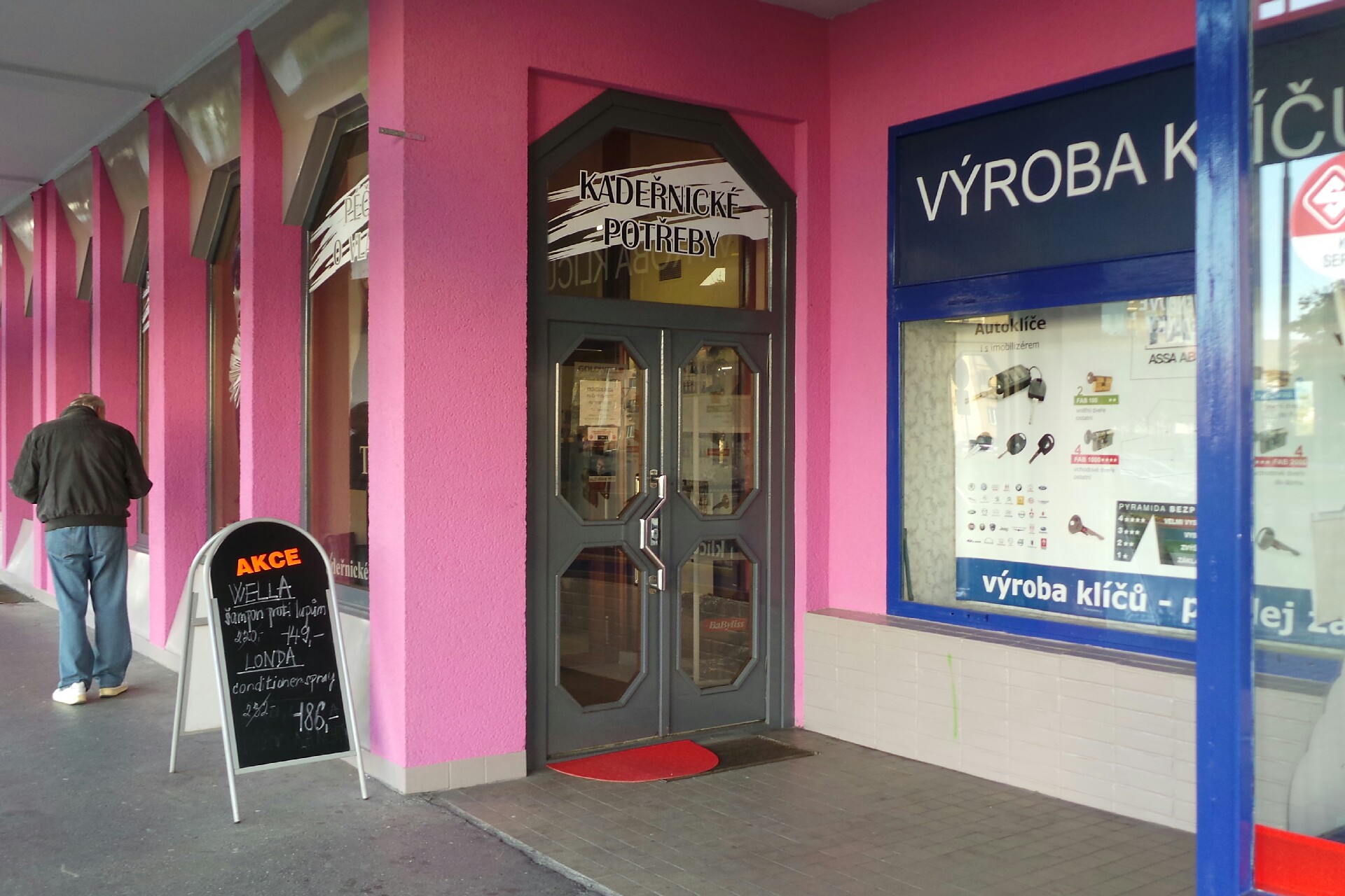 Expa - nails, s.r.o.