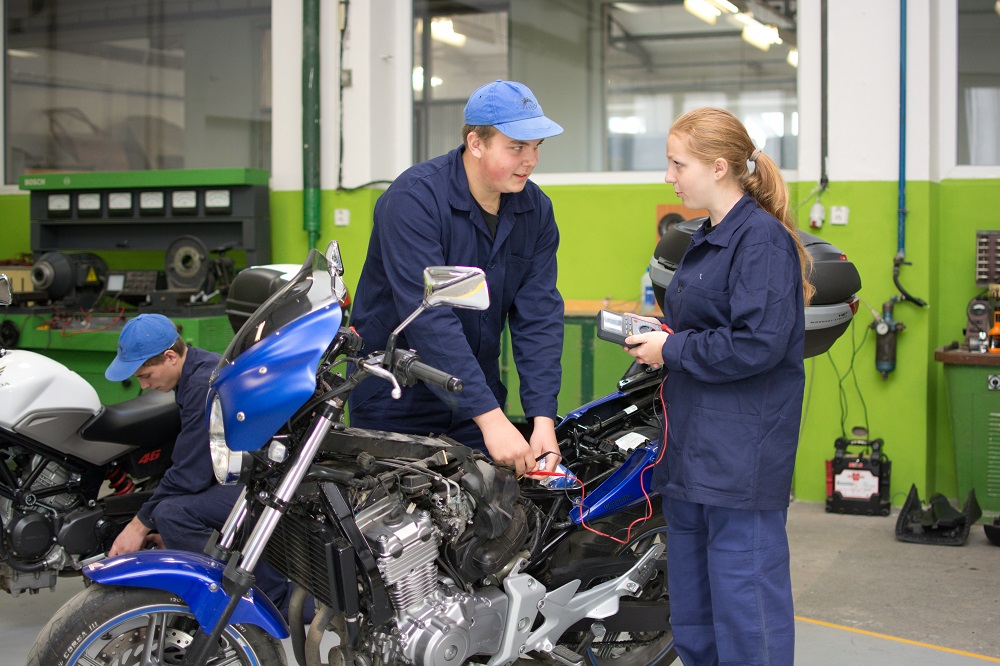 VOŠ a SŠ automobilní, Zábřeh, U Dráhy  6 foto 4