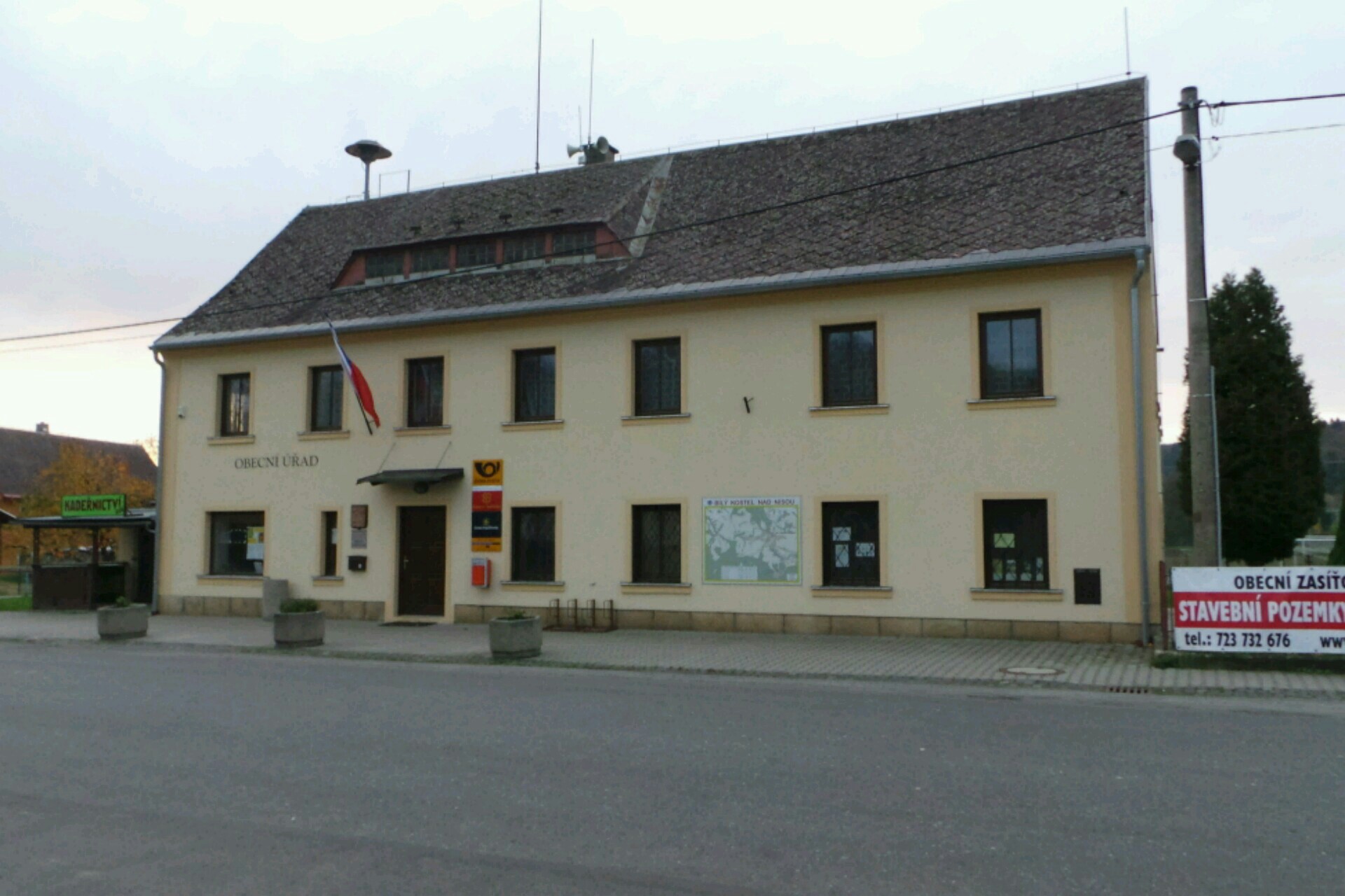 Bílý Kostel nad Nisou - obecní úřad