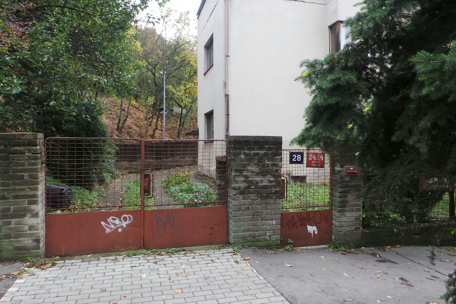 Překladatelské služby Pod Kotlářkou 2424 foto 1