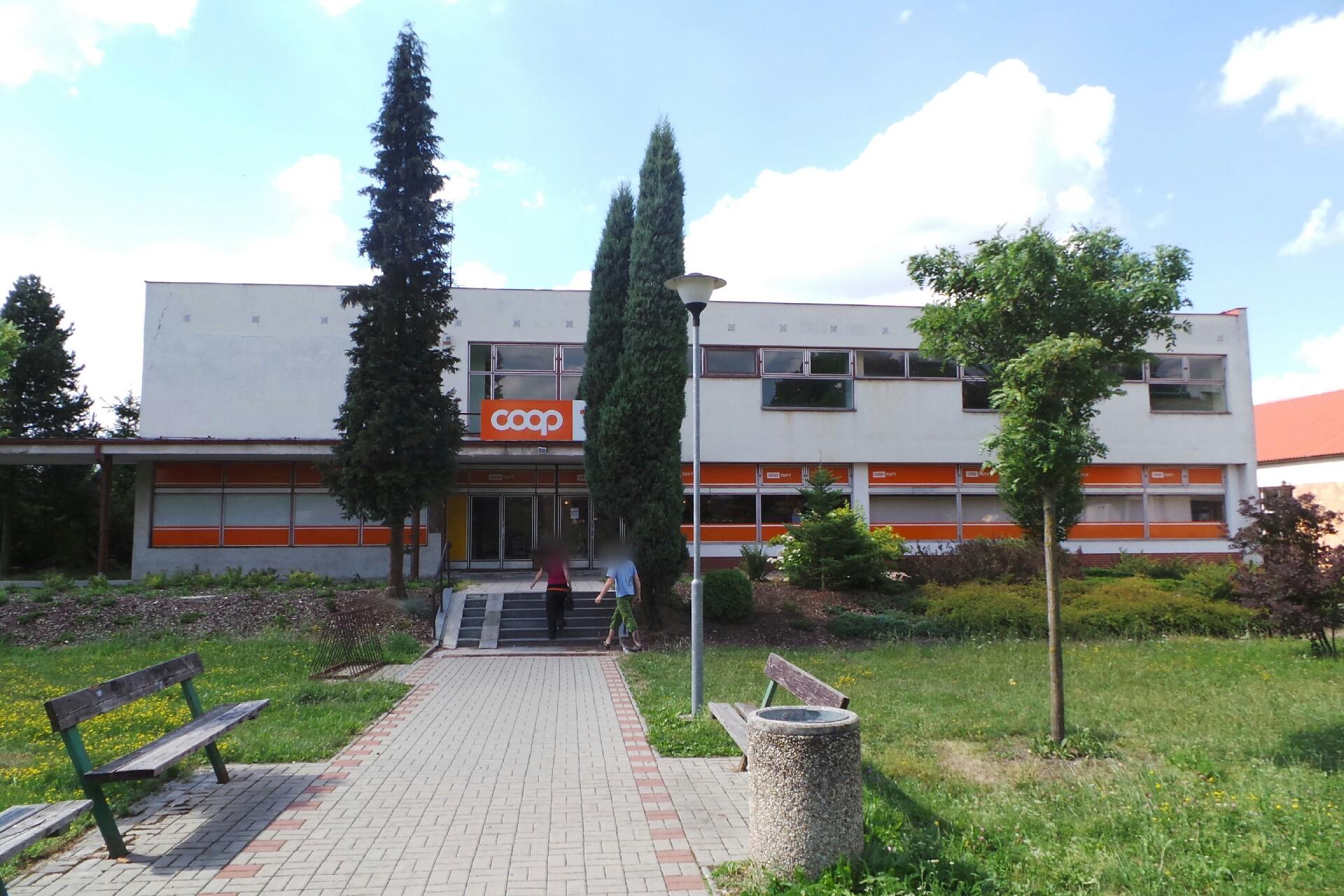 COOP SUPERMARKET