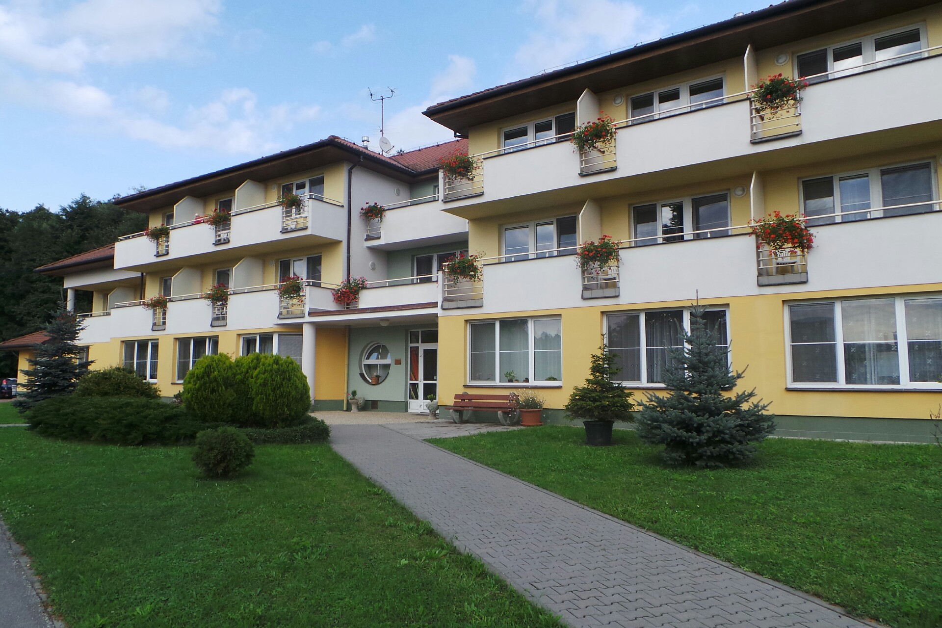 Domov pro seniory Soběsuky foto 1