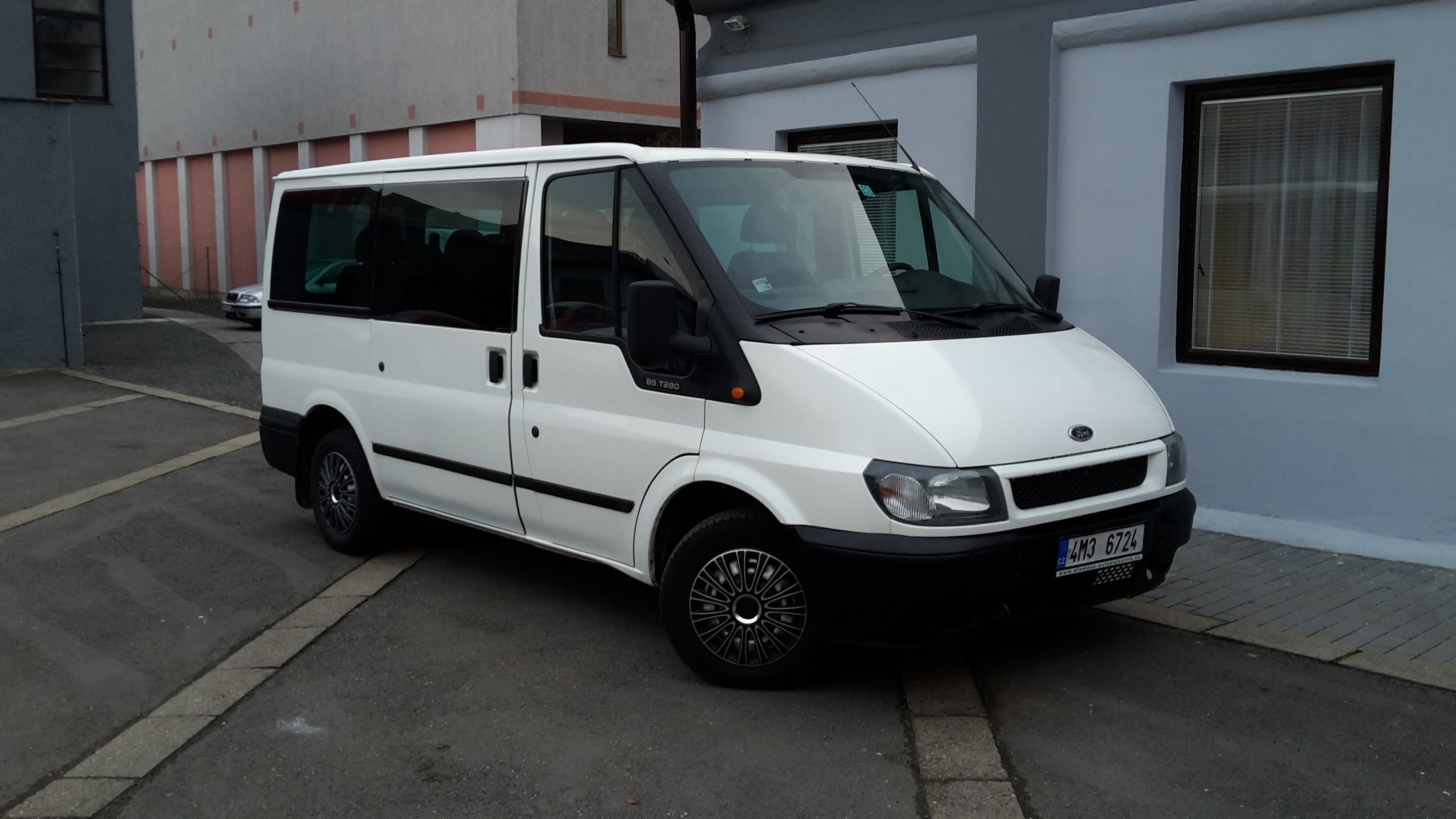 Autopůjčovna RENORENT foto 6
