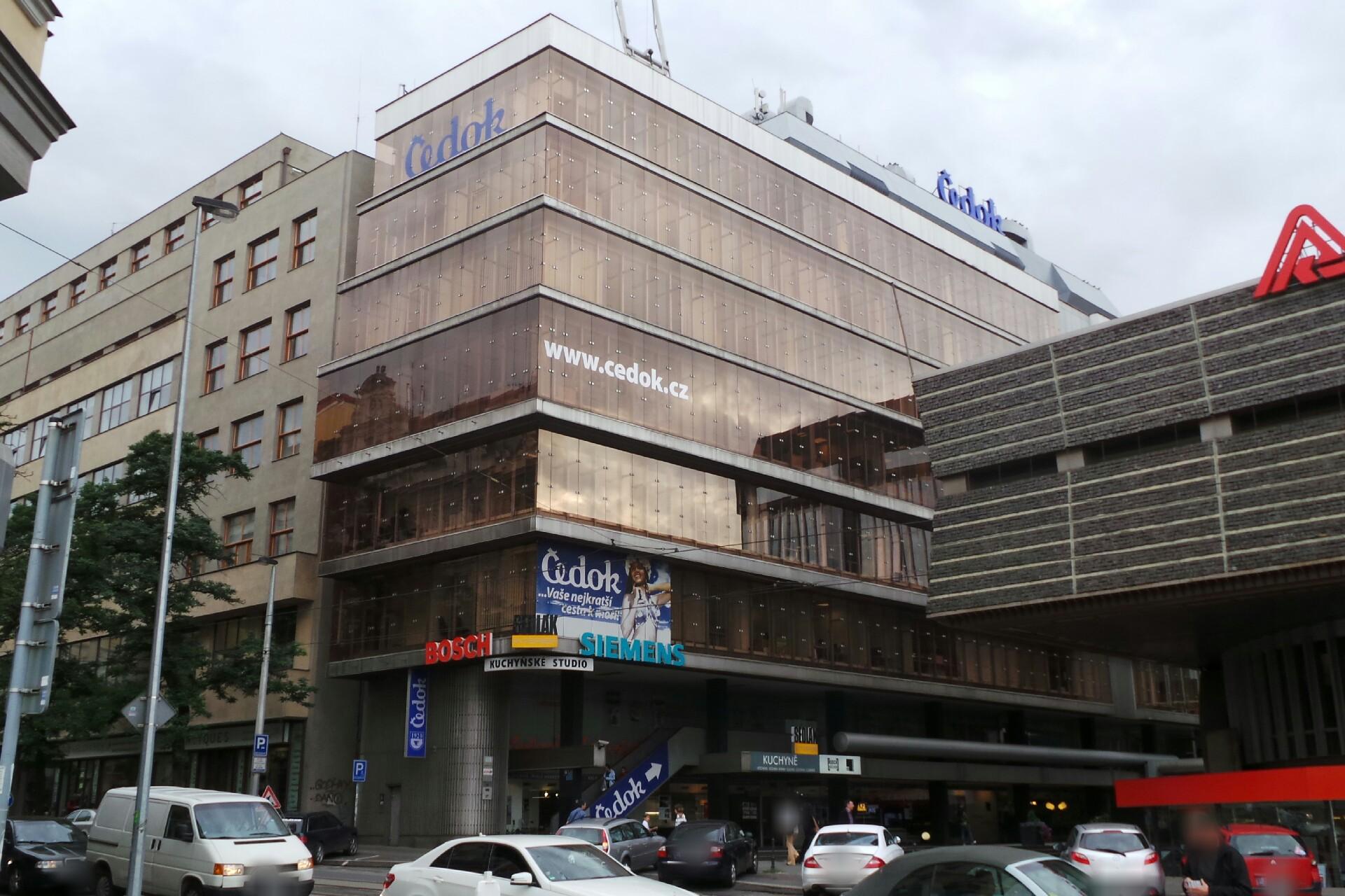 Mgr. Vojtěch Lažanský, advokát