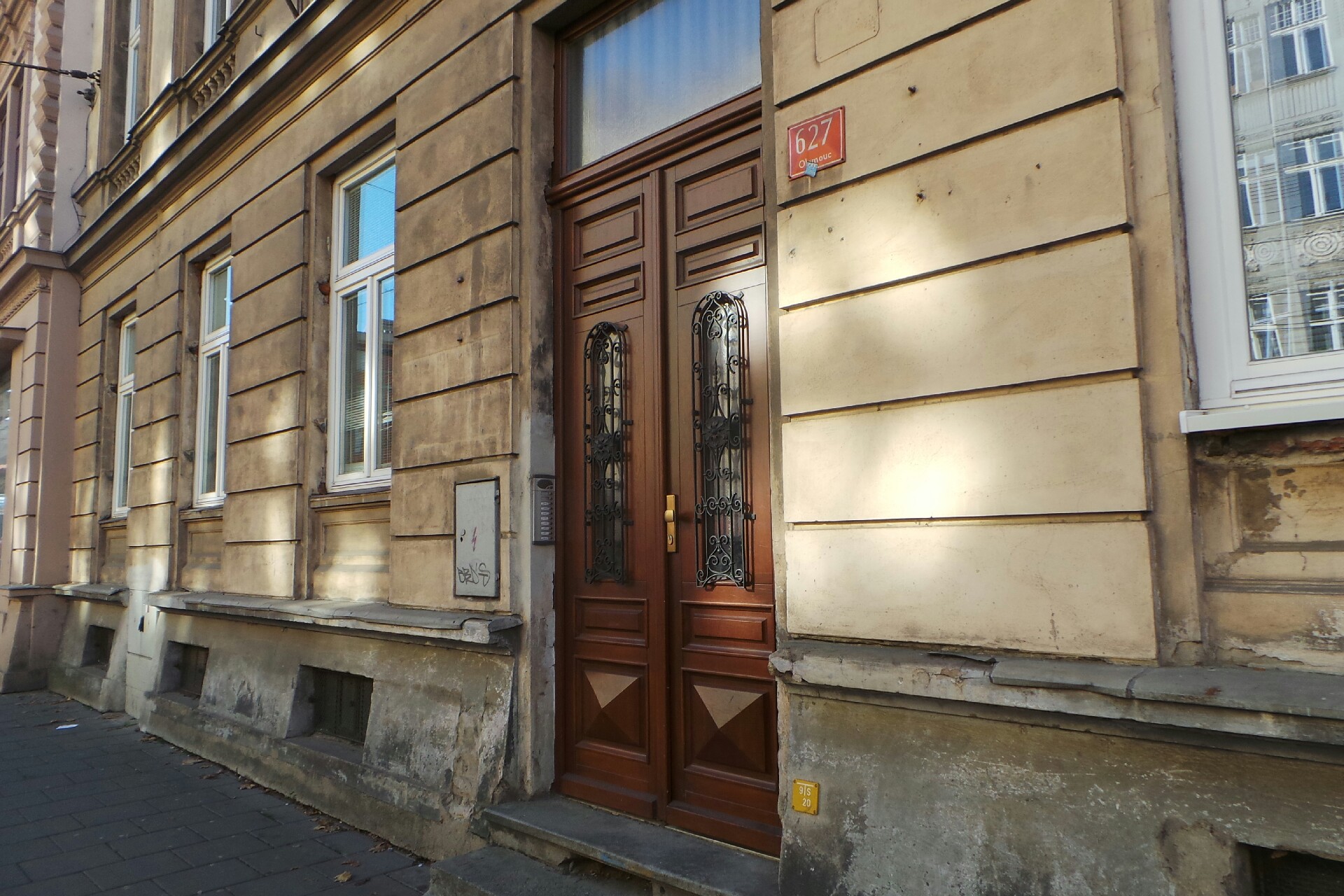 lucidCircus - Ezra Alexander Cohen