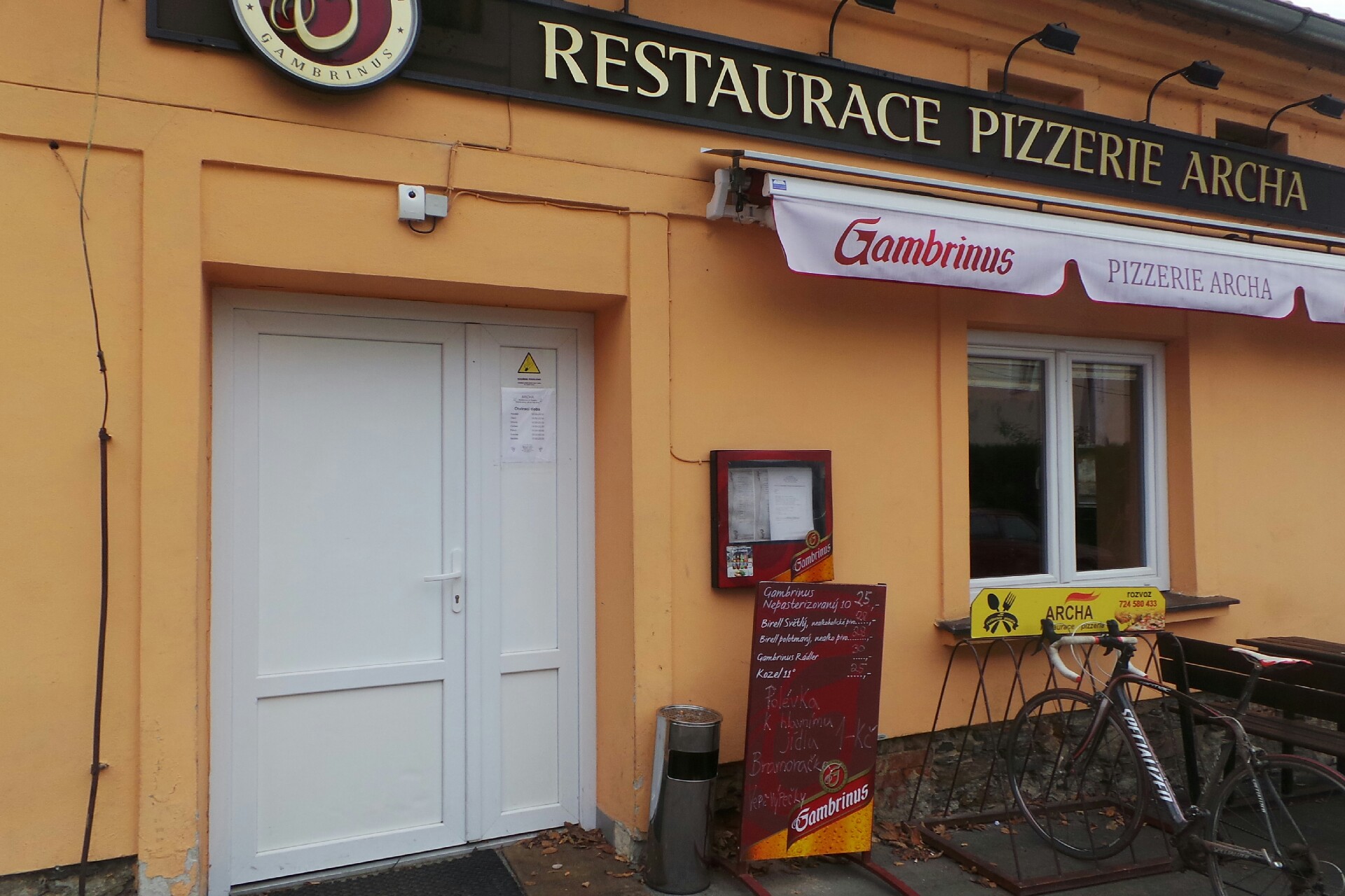 Restaurace a pizzerie Archa
