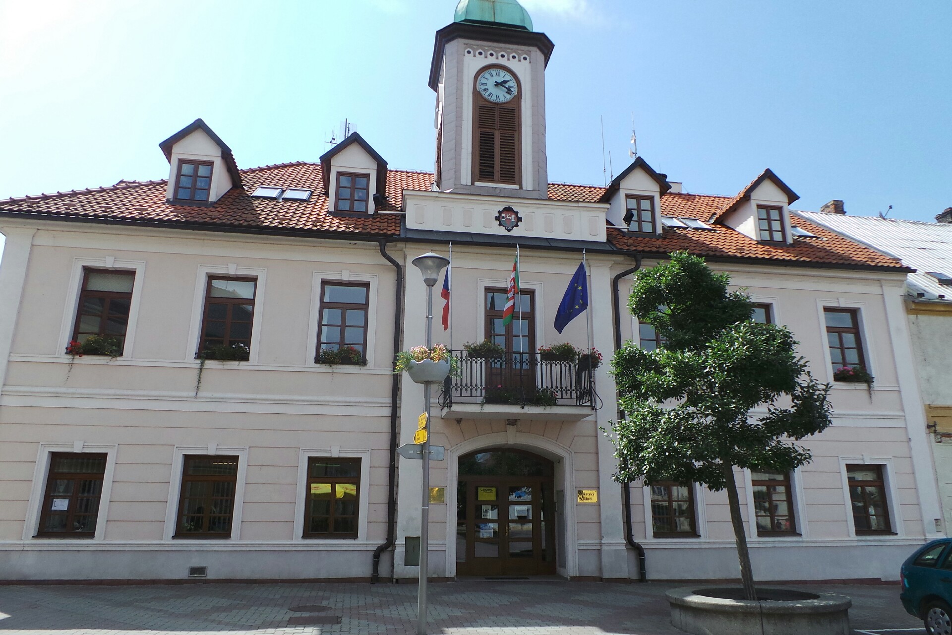 MÚ Doksy - Vnitřní a správní odbor