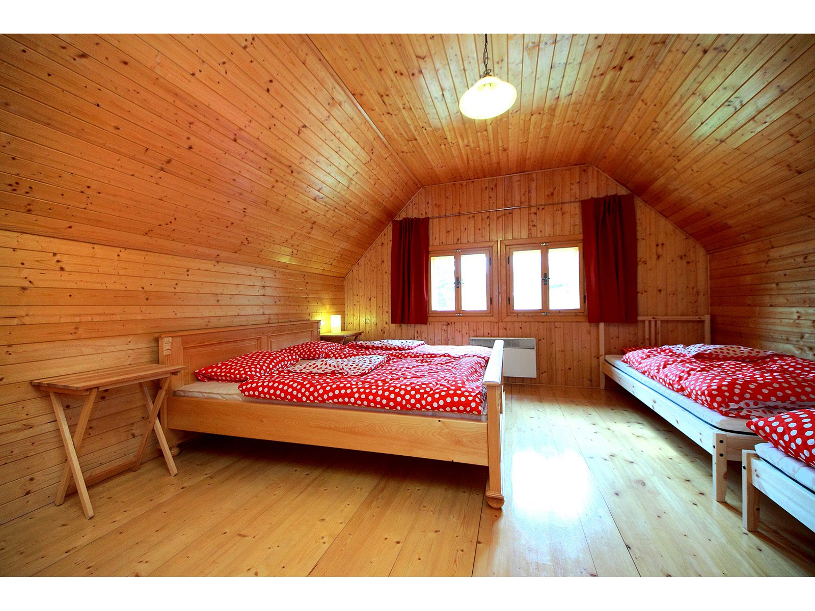 Roubenka v Podkrkonoší foto 2