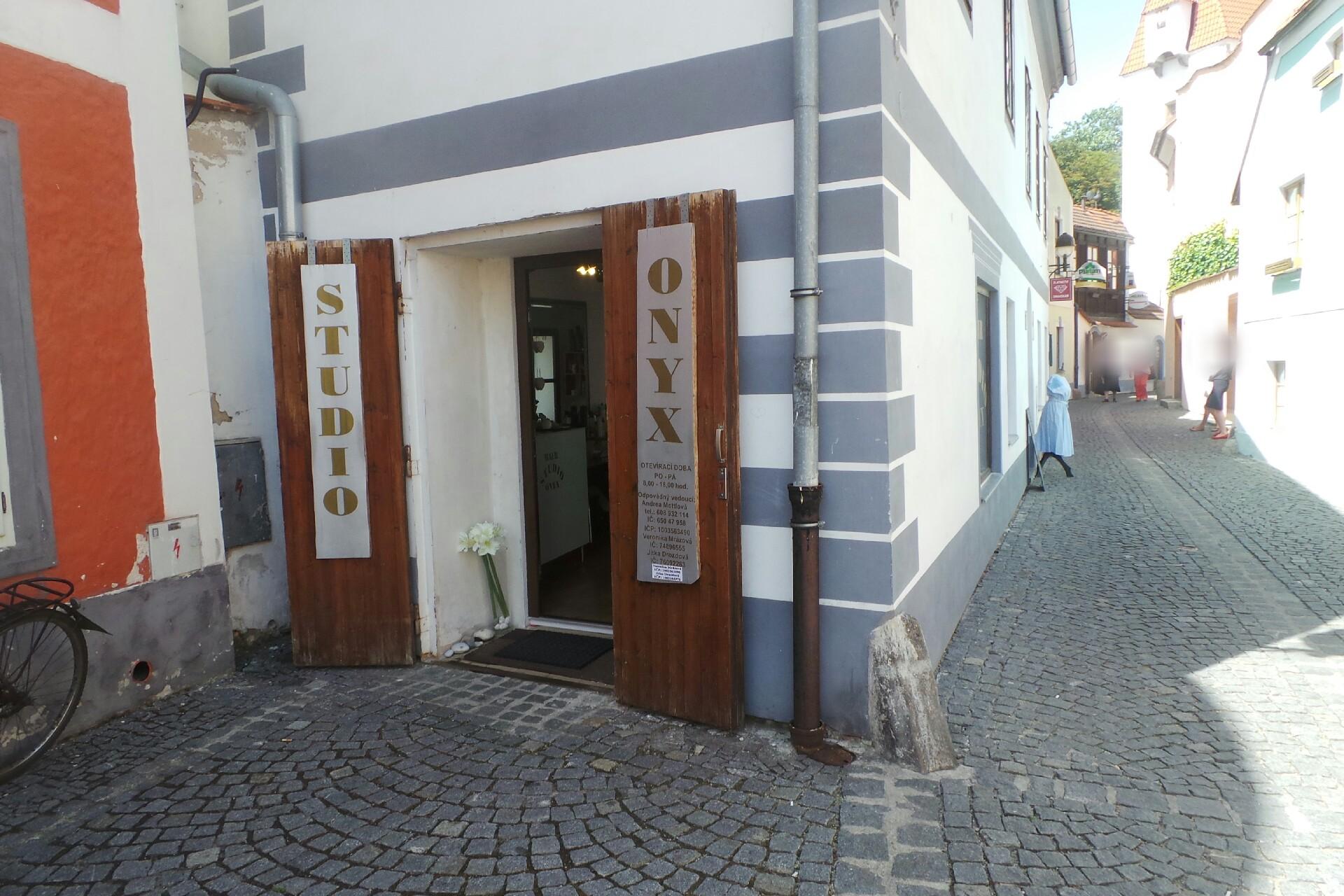 Studio Onyx - Andrea Mottlová