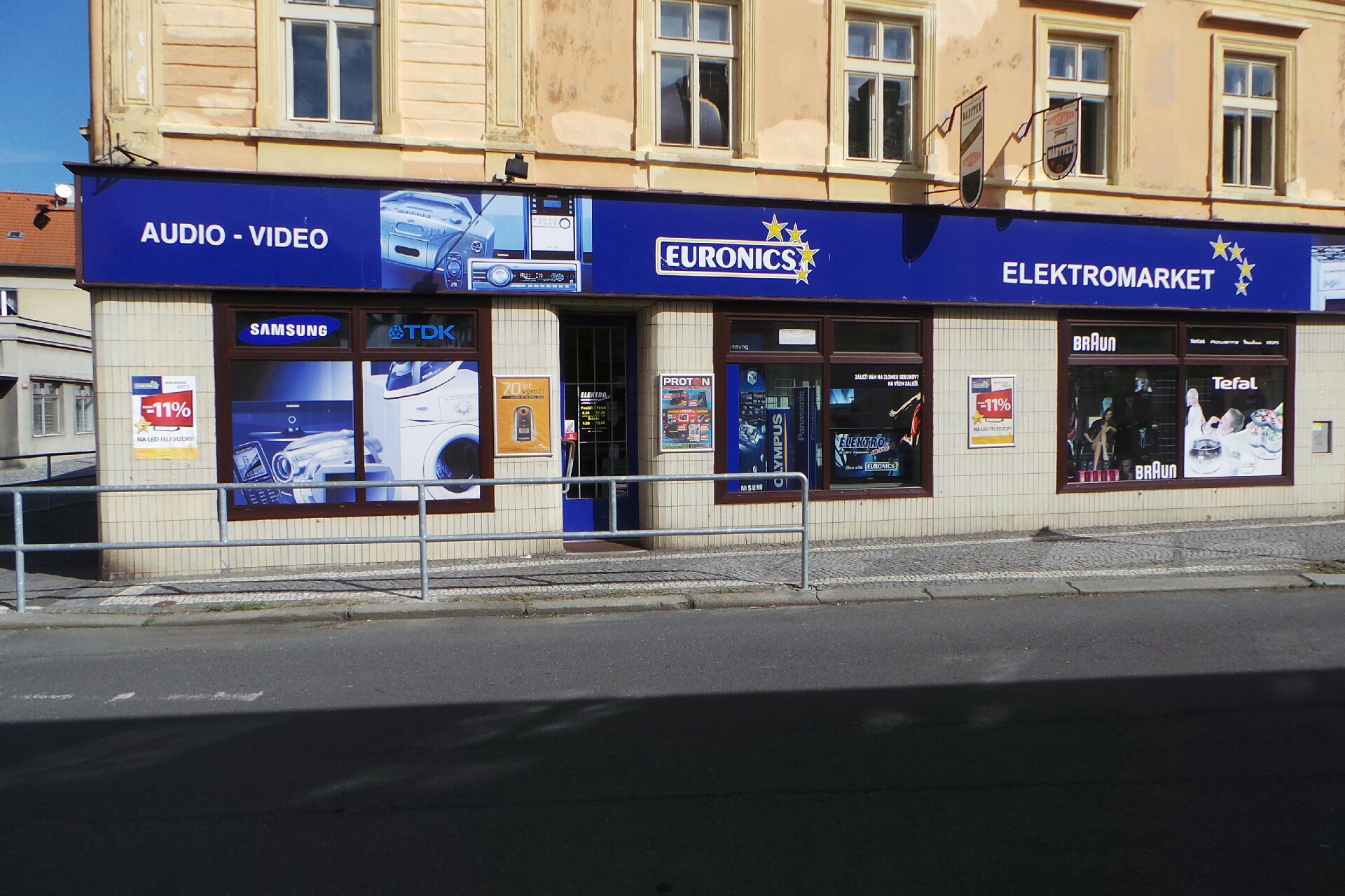 ELEKTRO market foto 2