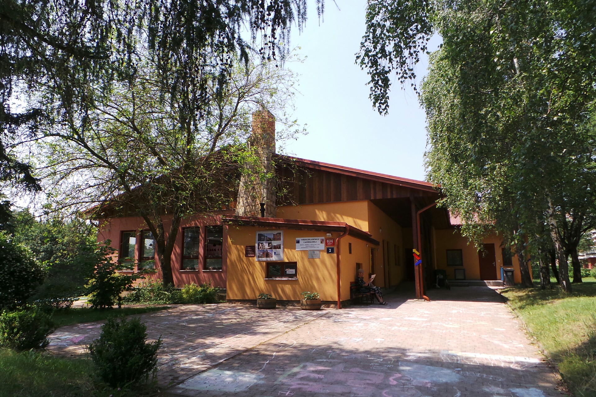 Tyršova základní škola a mateřská škola Praha 5 - Jinonice, U Tyršovy školy 1/430