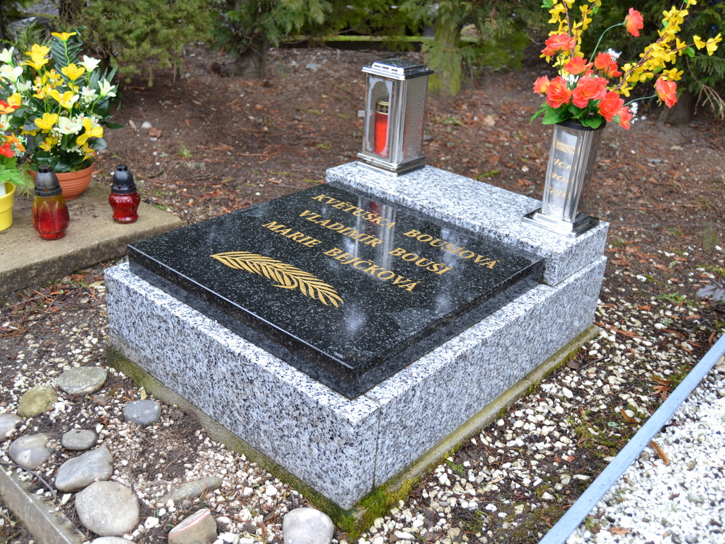 Pohřební služba Bouší a Ponížil foto 4