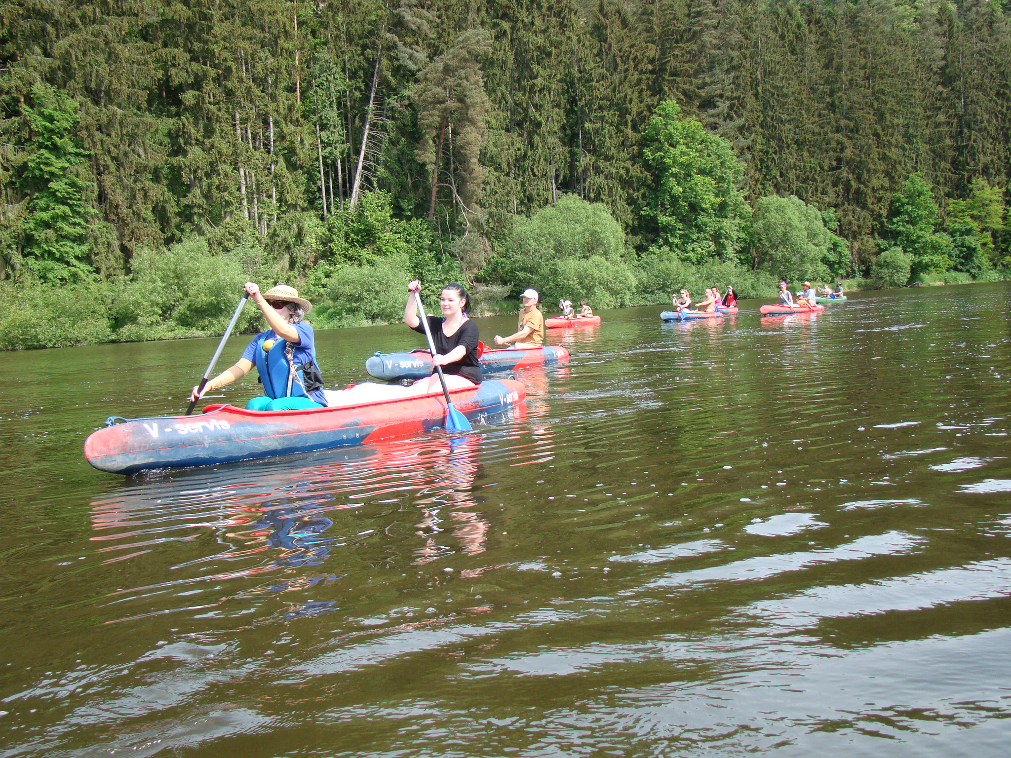 Půjčovna lodí a raftů V-servis foto 4
