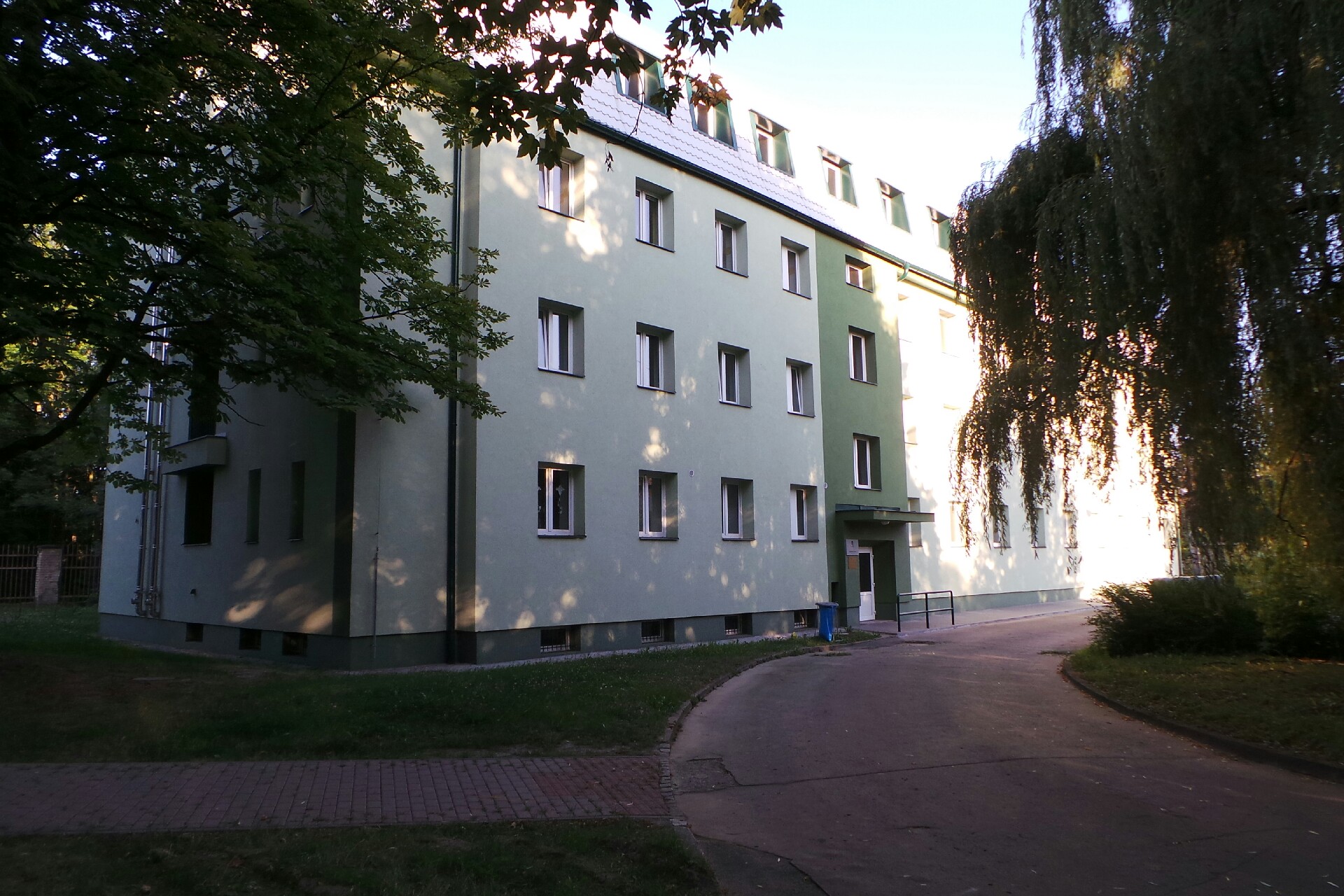 Ostravská univerzita - Katedra intenzivní medicíny, urgentní medicíny a forenzních oborů Lékařské fakulty