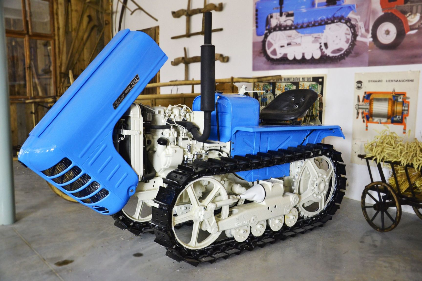 Veterán muzeum motocyklů a traktorů Radovesnice II foto 6