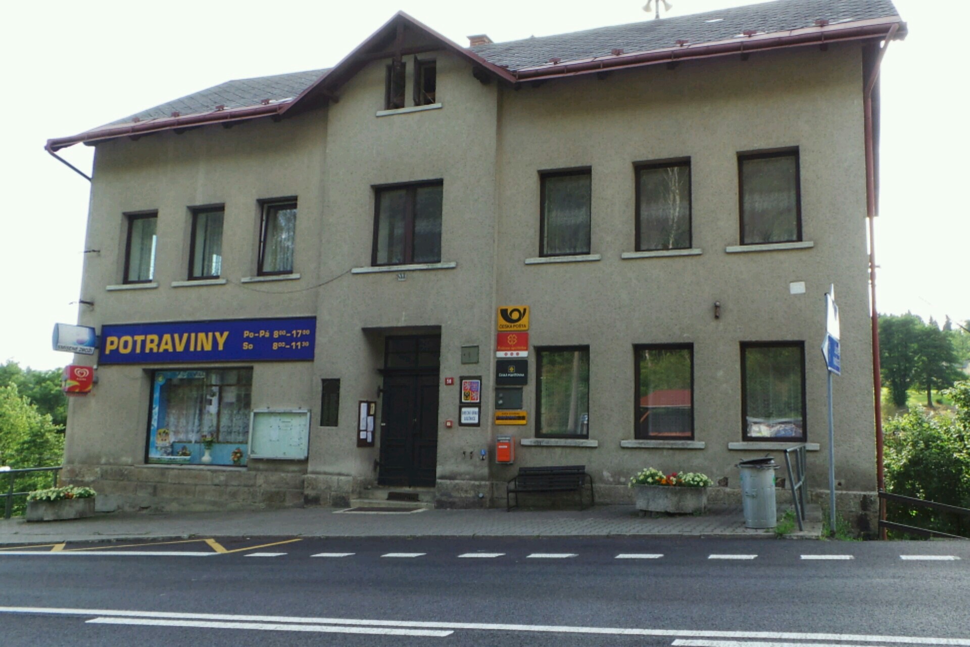 Obecní knihovna Loužnice