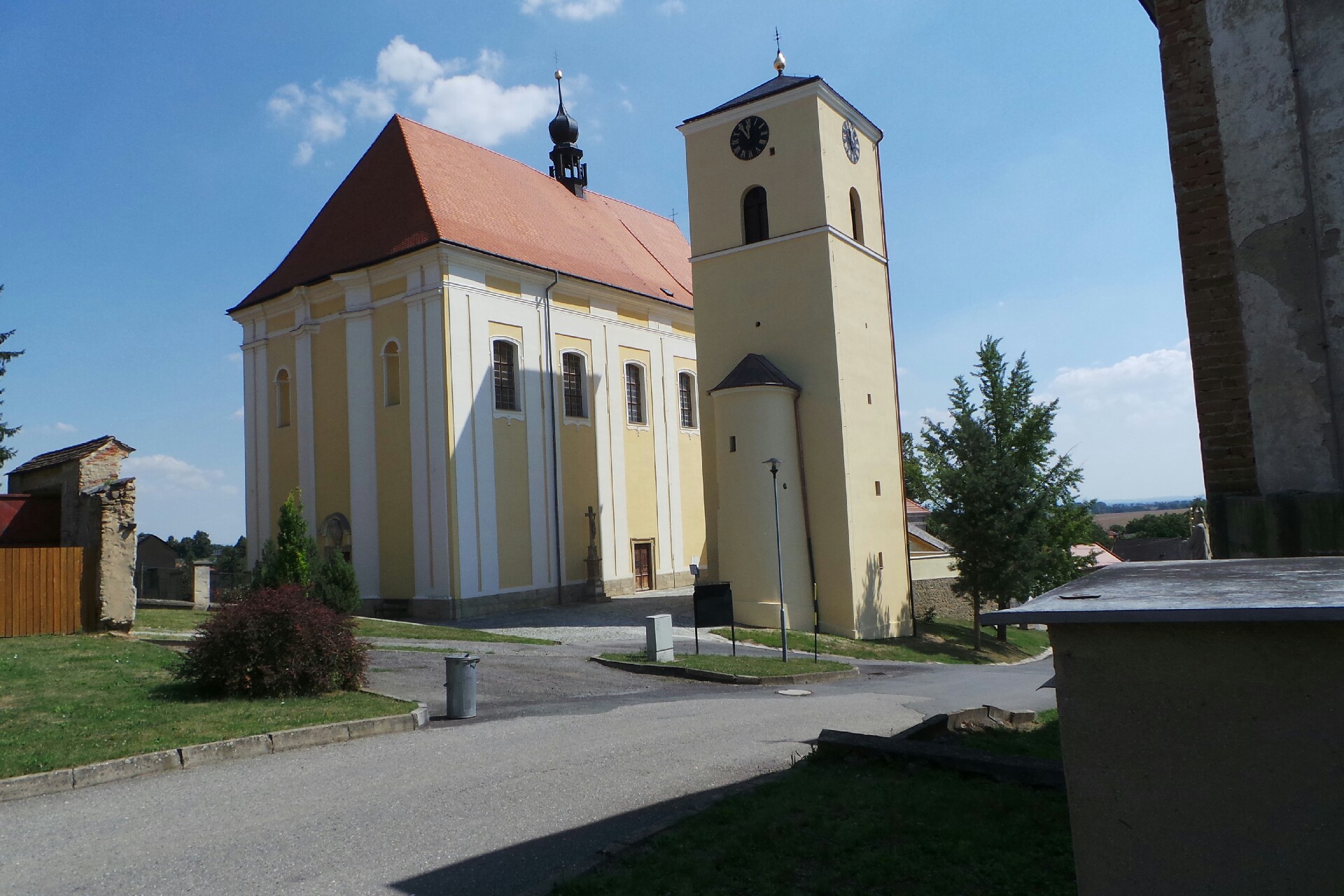 Římskokatolická farnost Vřesovice