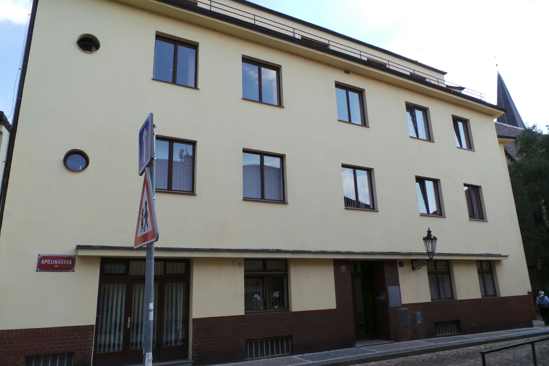 JUDr. Vladimíra Ostrožlíková