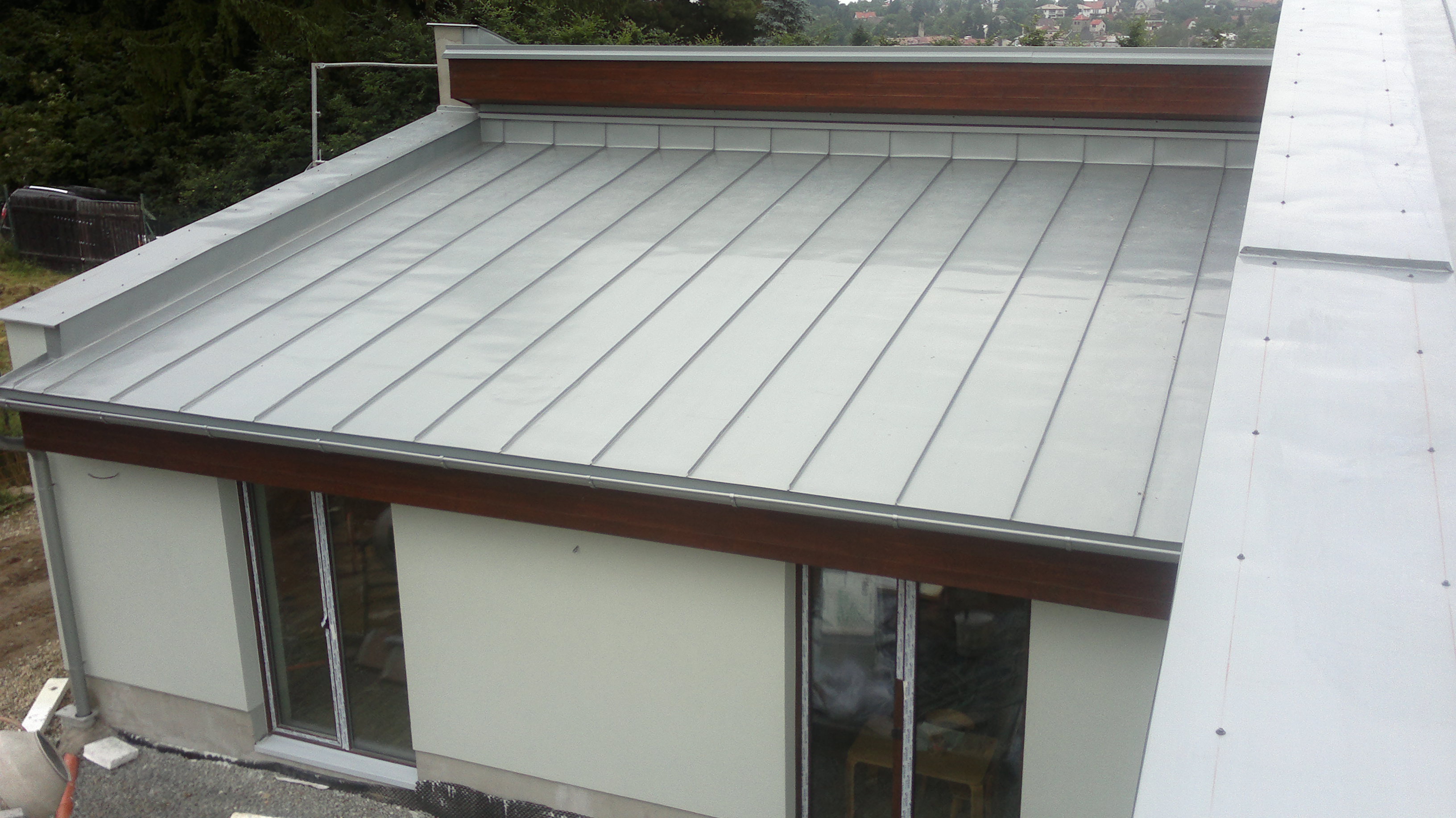 VLČEK STŘECHY - klempířství - pokrývačství - tesařství foto 3