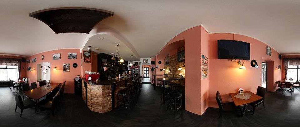 Cafe Bar Al Capone foto 2