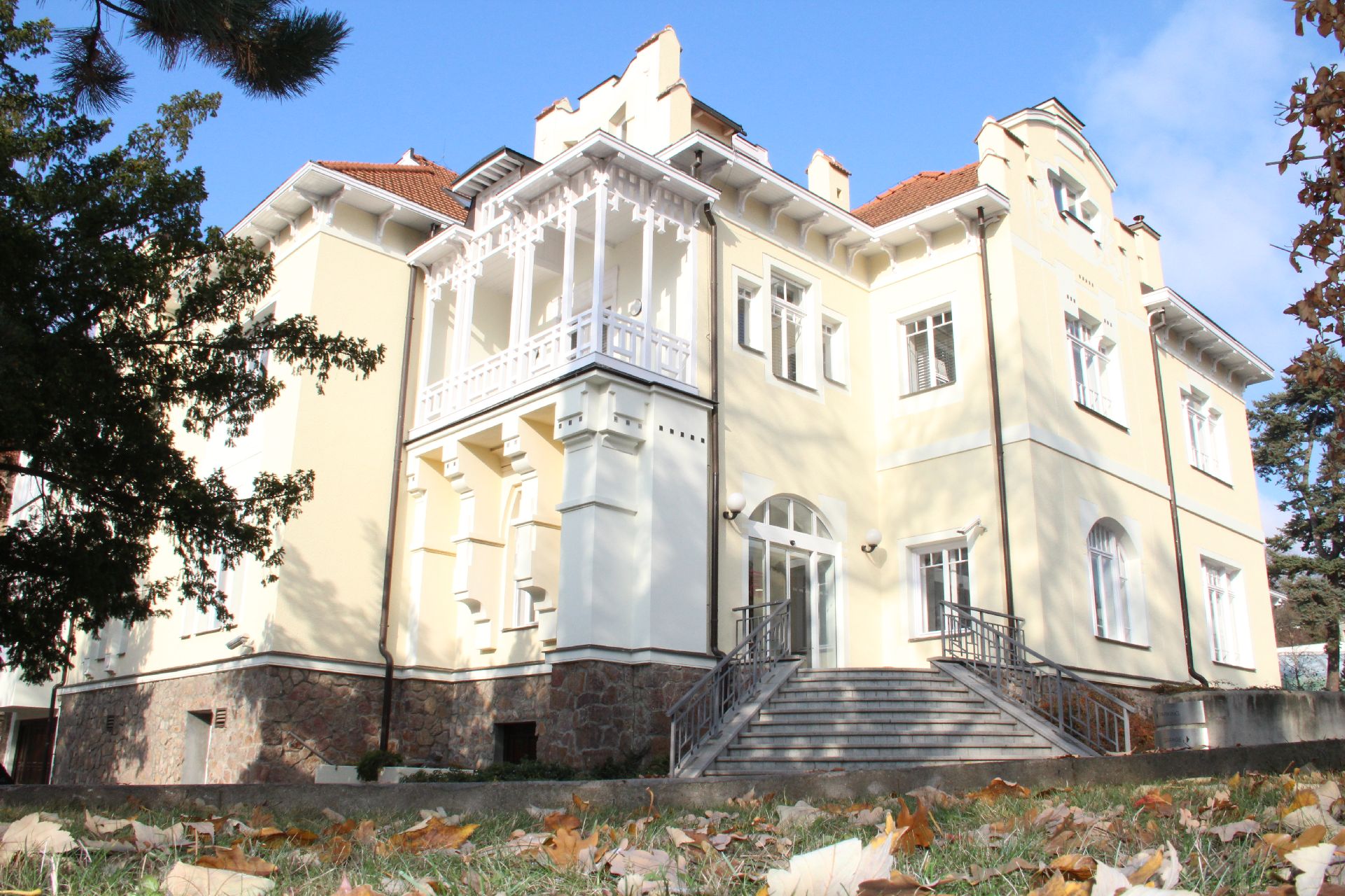 ReproGenesis klinika reprodukční medicíny