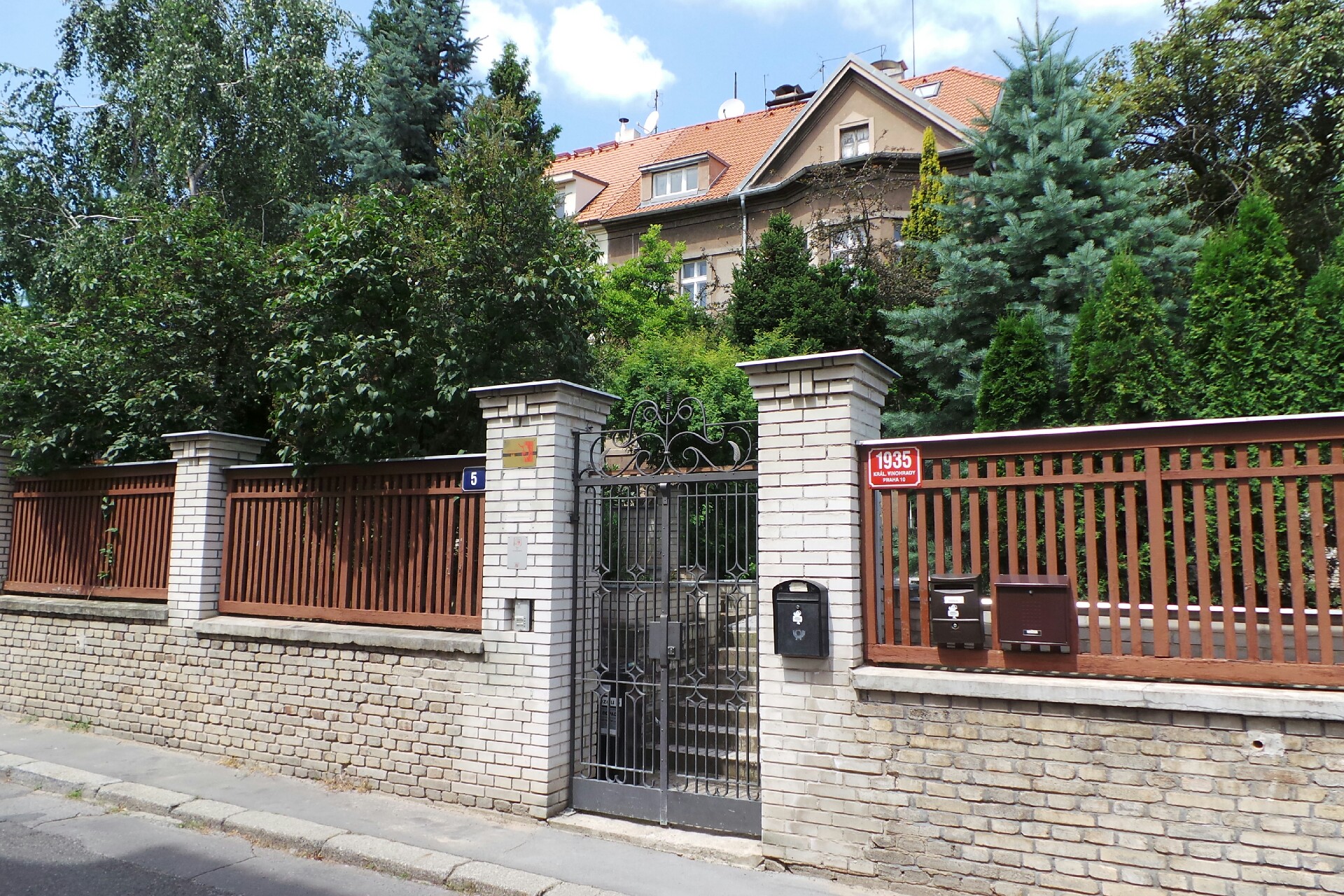 Společnost pro vzdělávání a mládež ČSVTS