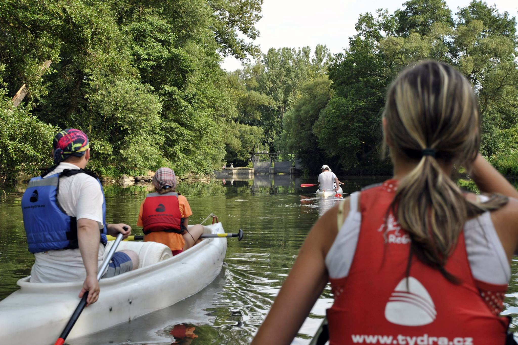 Tydra - Půjčovna lodí a raftů Morava foto 4