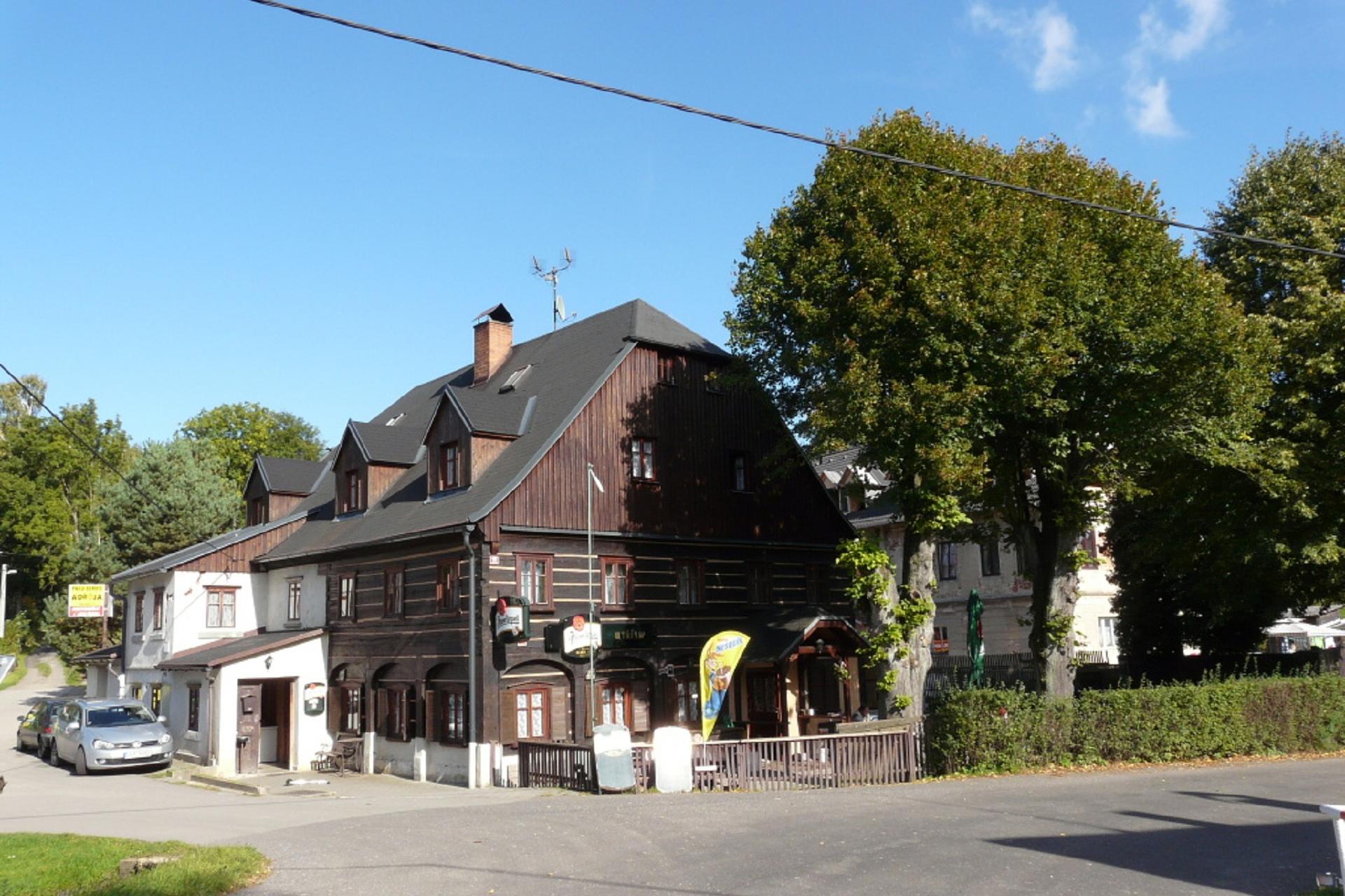 U Tří lip