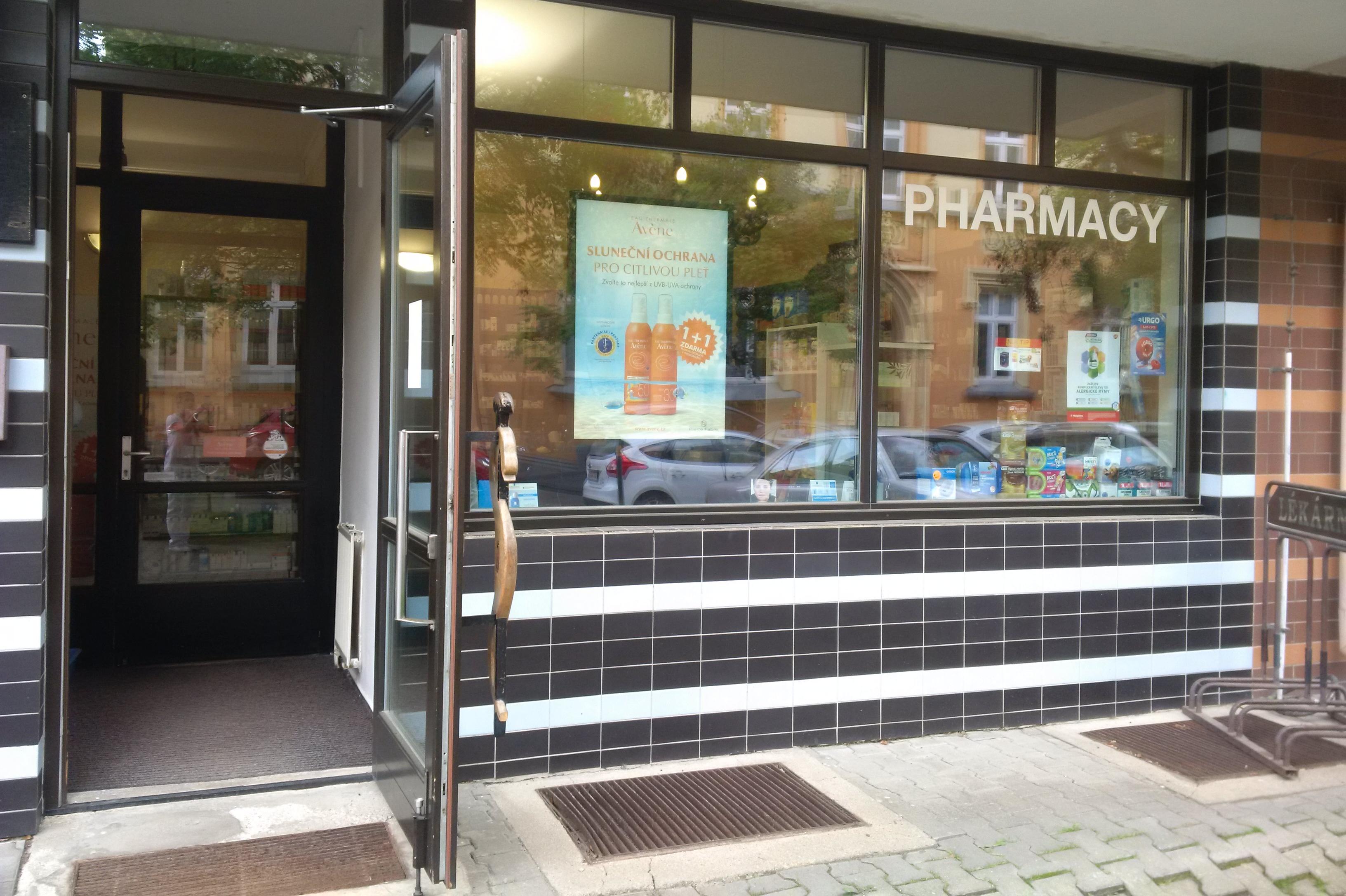 Lékárna U Červeného kostela foto 1