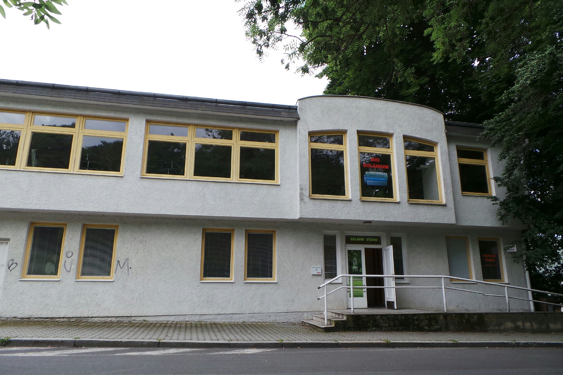 PhDr.Luděk Nosek, SPORT STUDIO SANDOW MARIÁNSKÉ LÁZNĚ foto 1