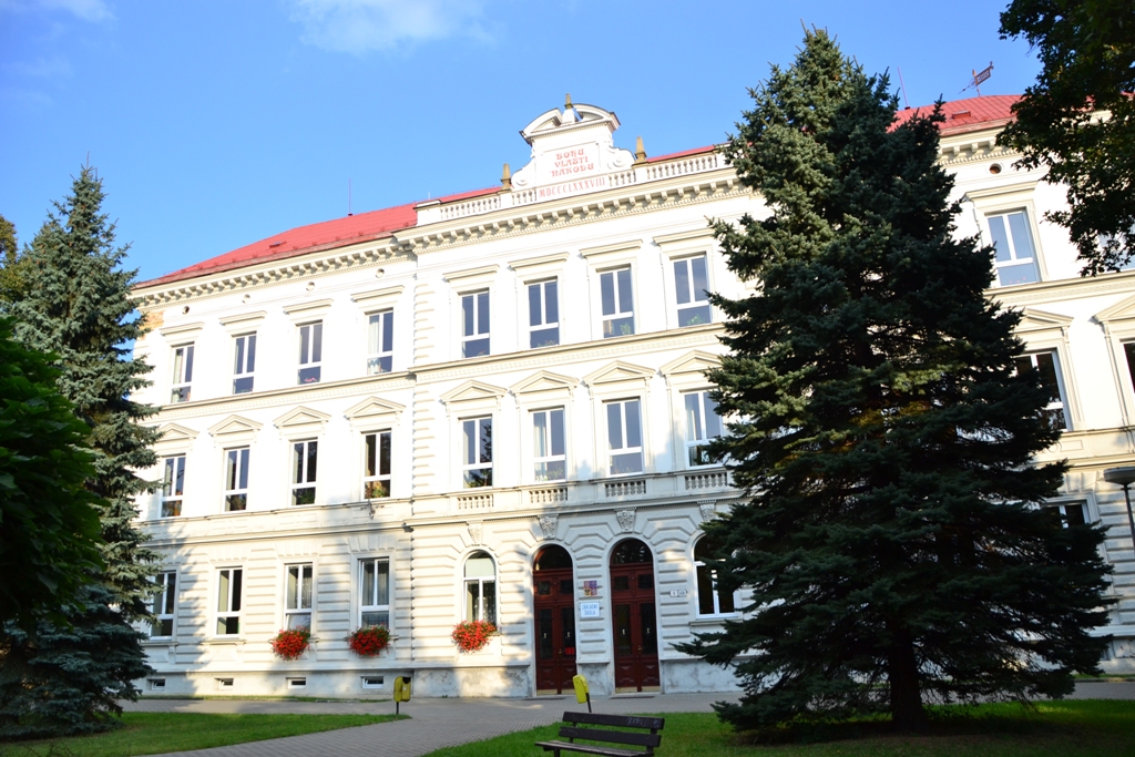 1. Základní škola Holešov foto 1