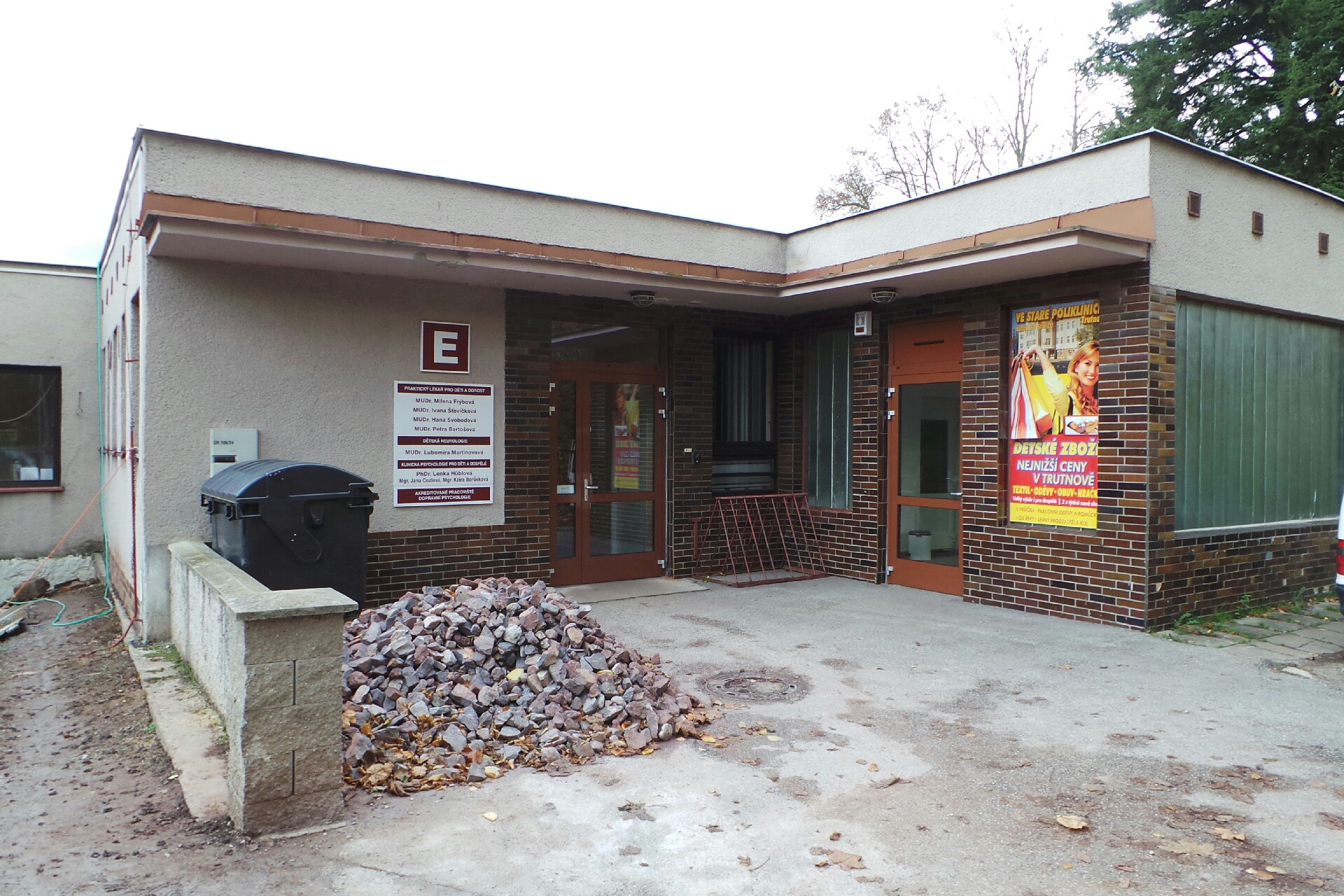 PhDr. Lenka Hüblová