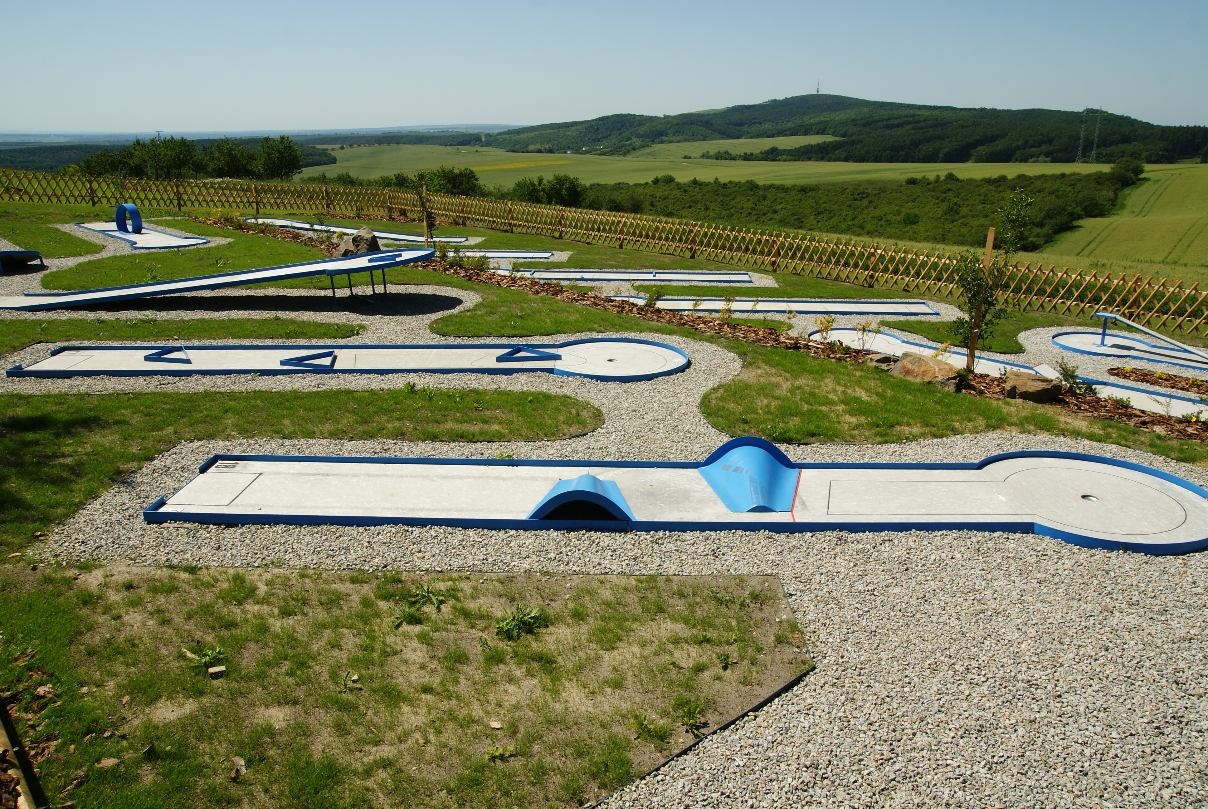 Minigolf Pod lopatkami - Bukovanský mlýn foto 4