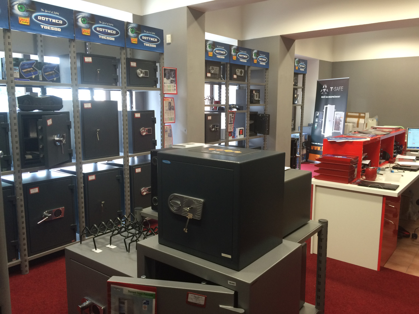 DomovniSchranky.cz foto 4