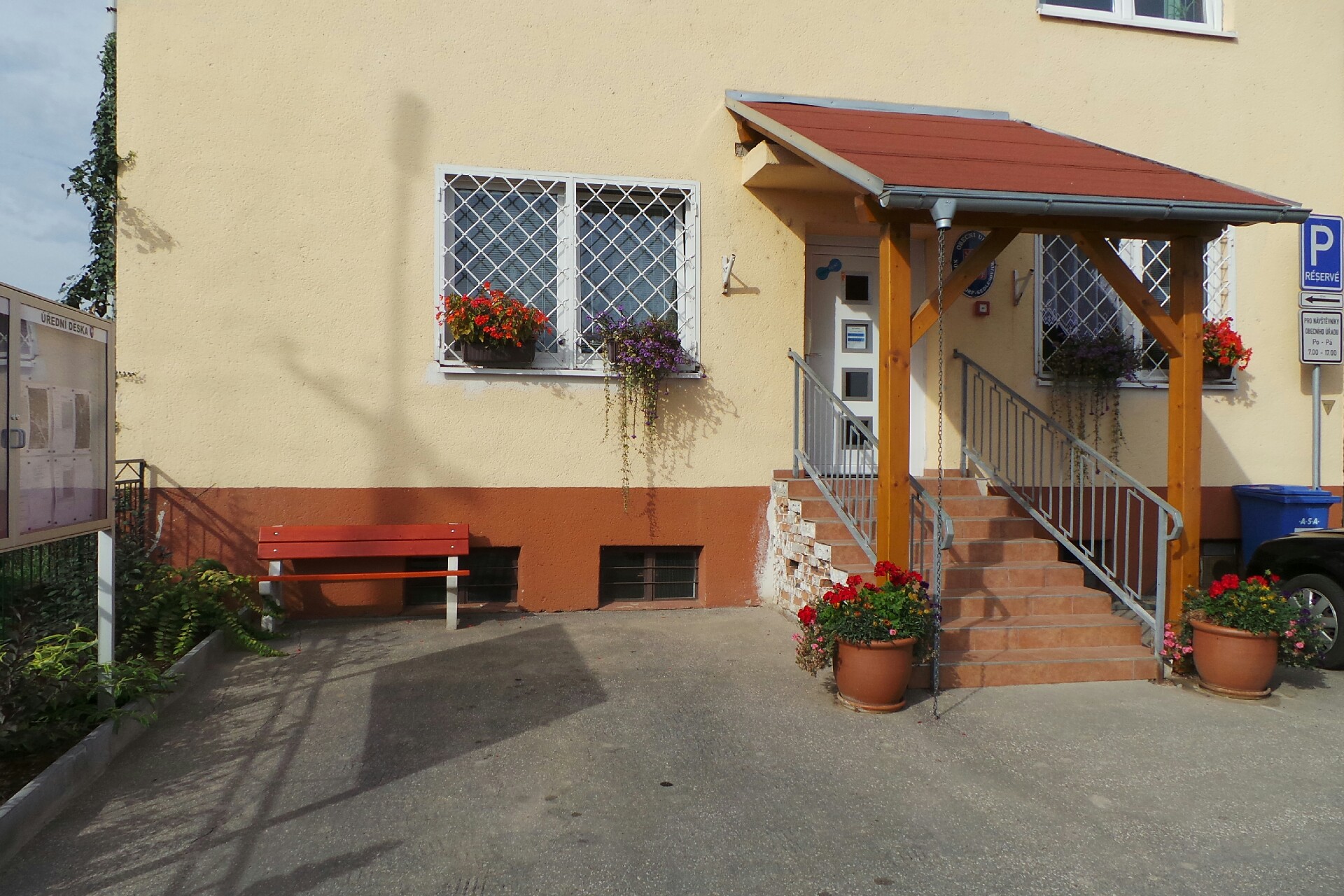 Nový Šaldor - Sedlešovice - obecní úřad