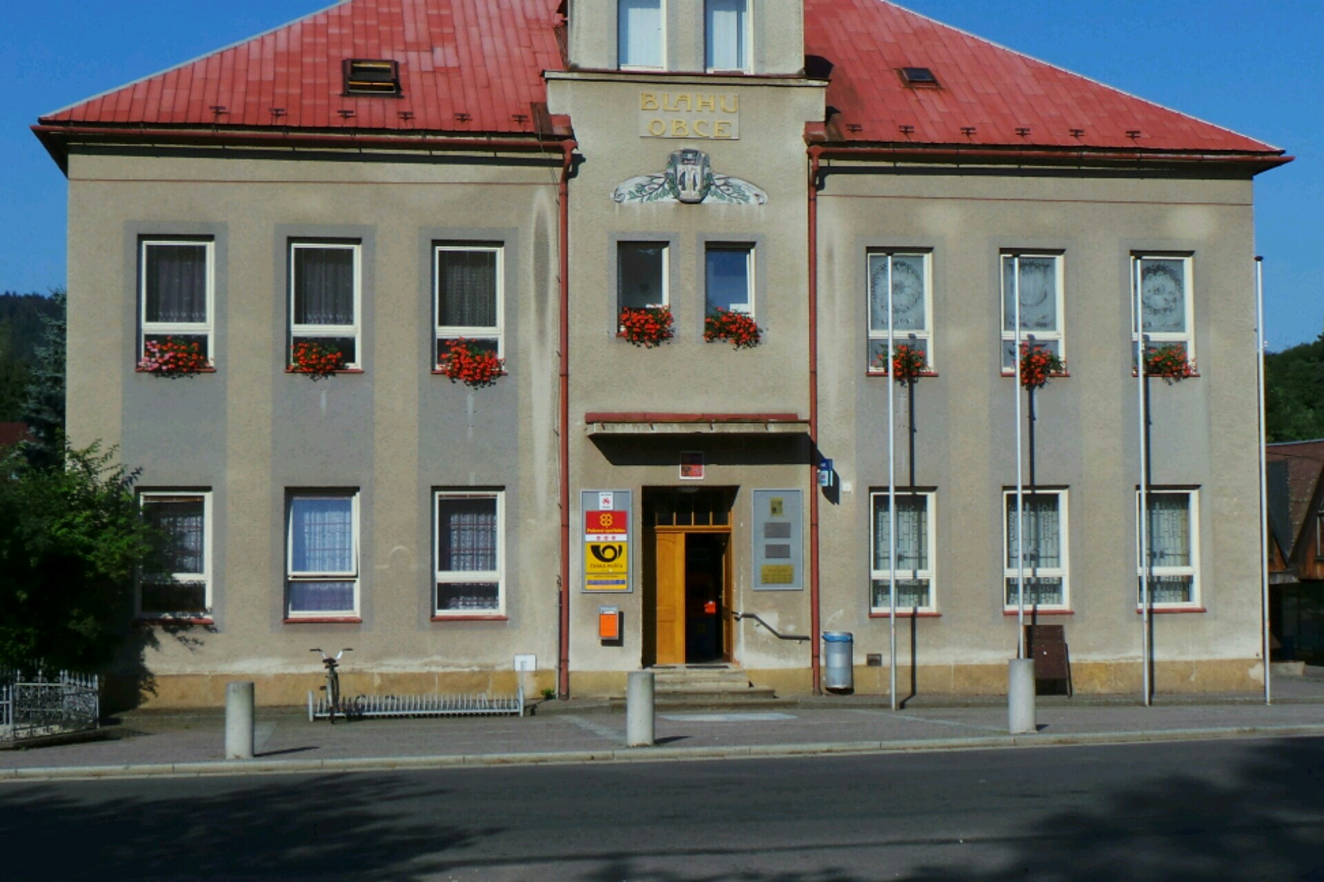 Dolní Dobrouč - obecní úřad