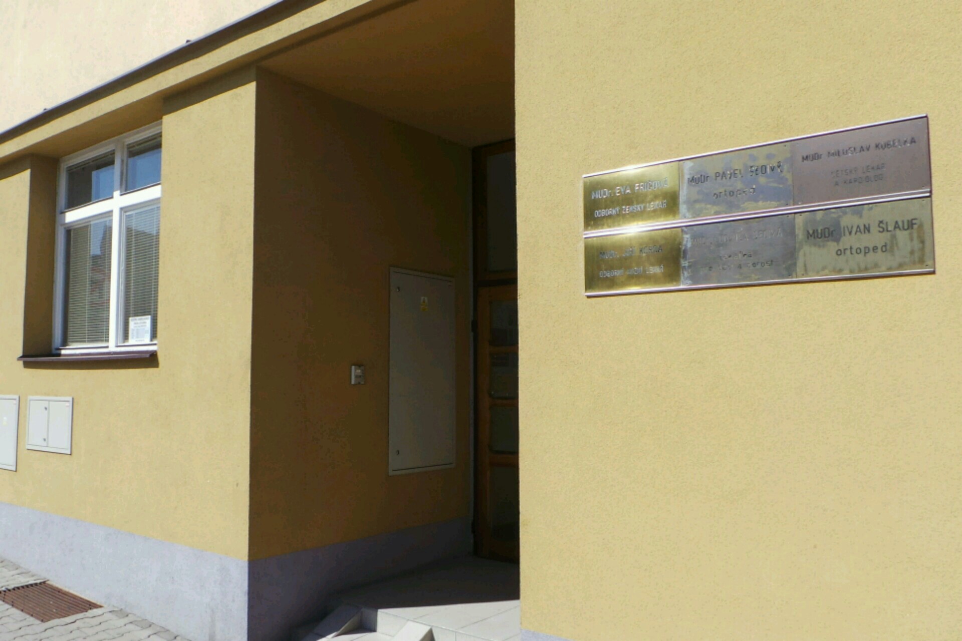 MUDr. Miloslav Kubelka, dětský lékař a kardiolog, s.r.o. foto 1