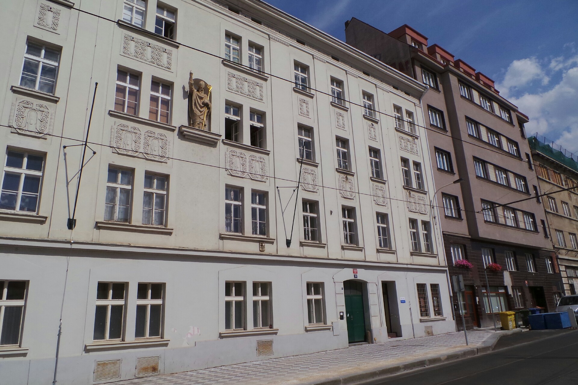 Martínek Michal - topenářství a instalatérství