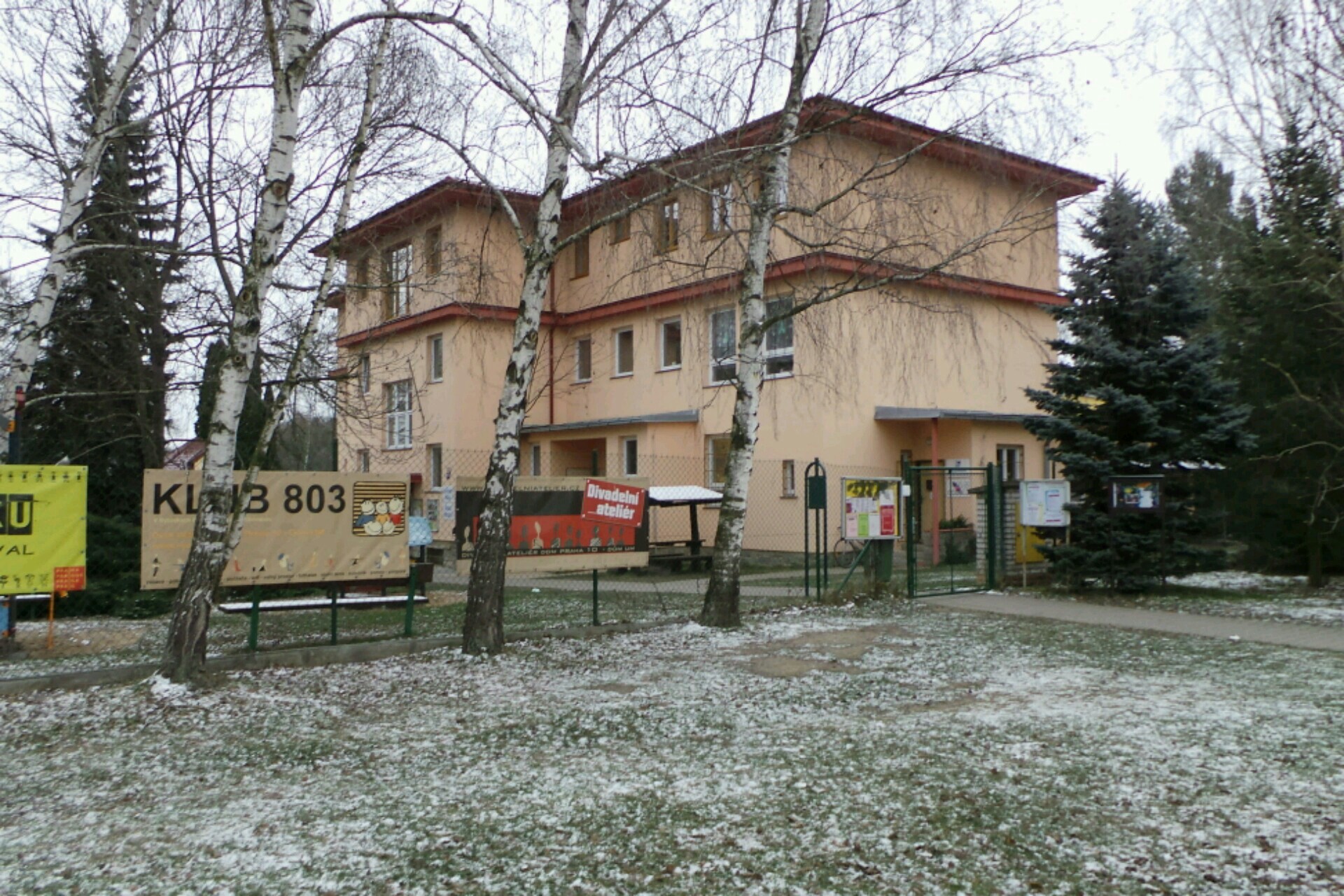 Dům dětí a mládeže Praha 10 - Dům UM