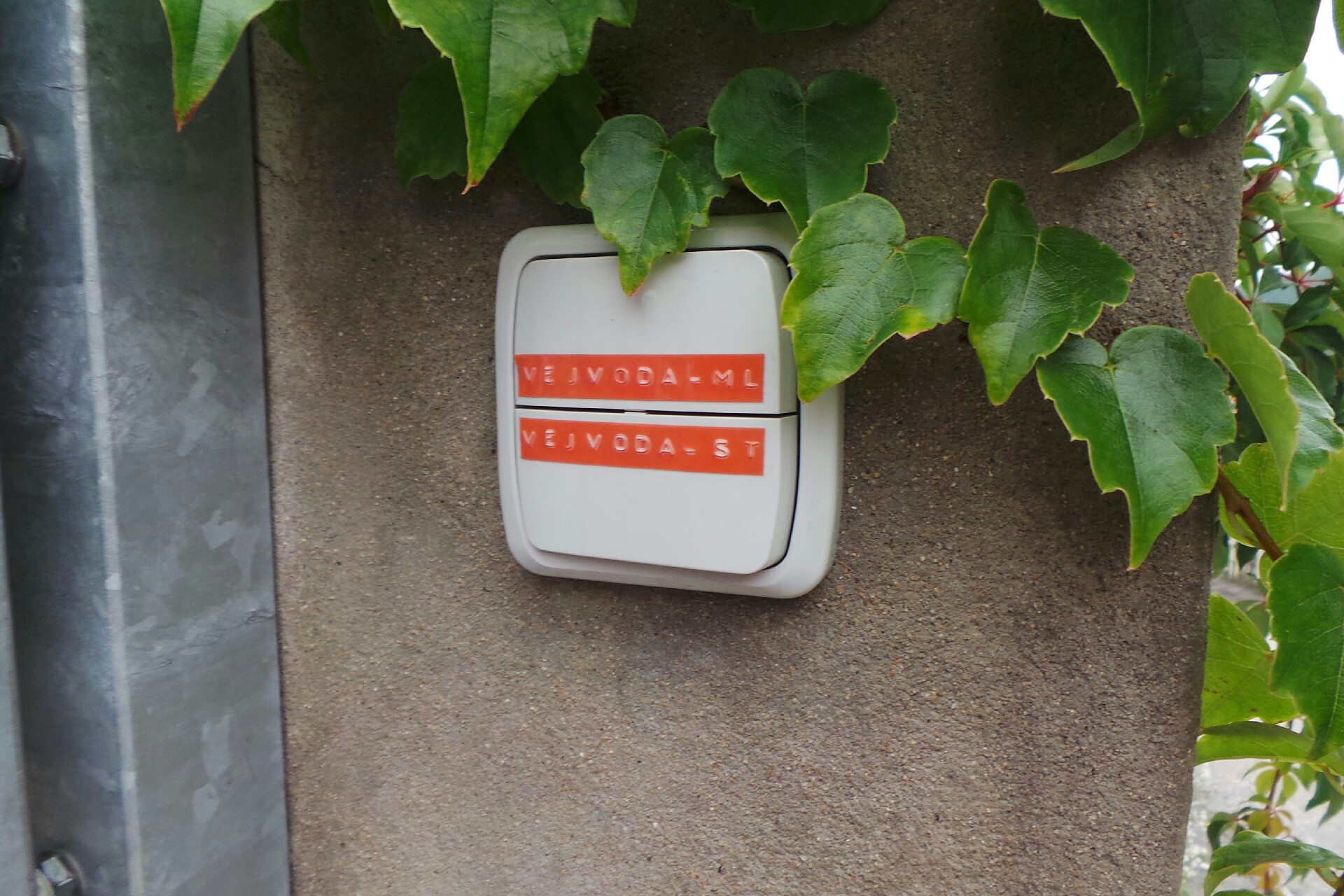 Vladimír Vejvoda - Akvária na míru foto 2