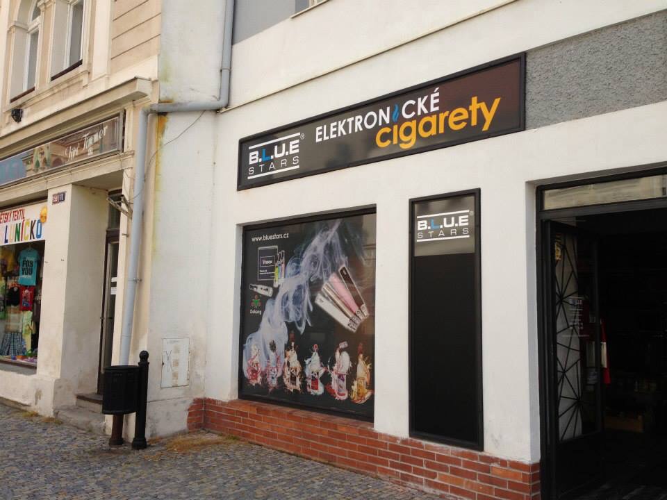 B.L.U.E. STARS foto 2