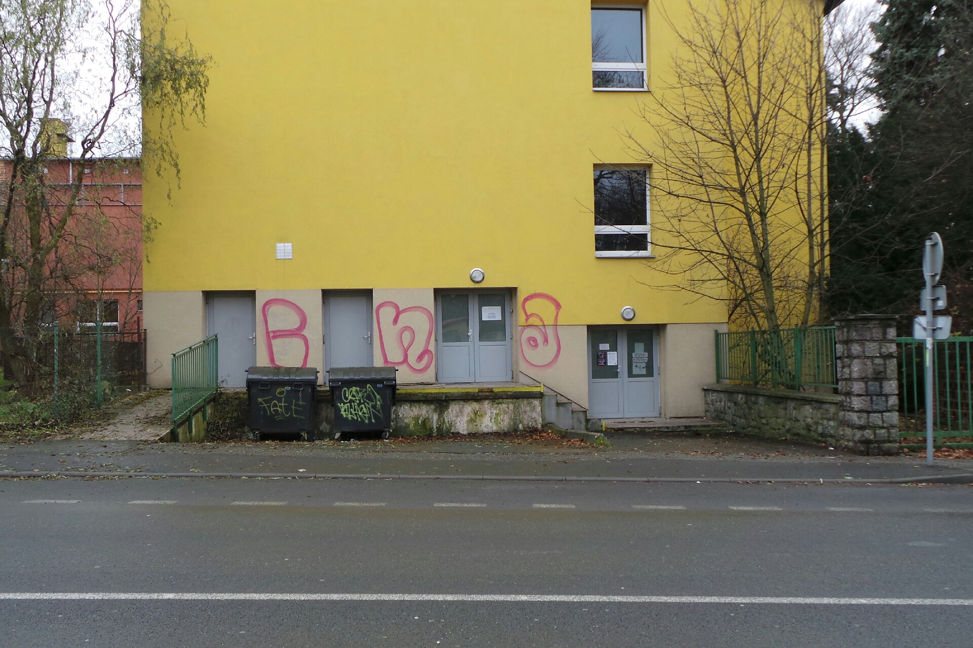 Školní jídelna Bezručova