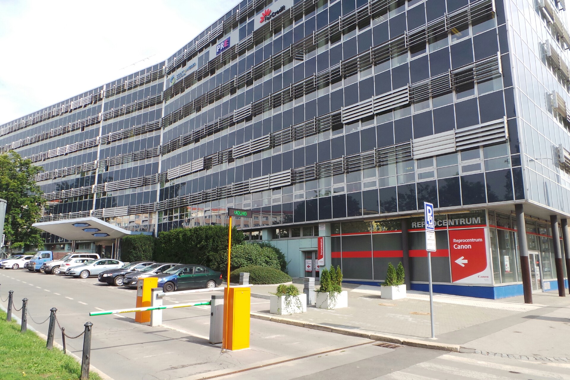 INTERIER WINDOWS s.r.o.