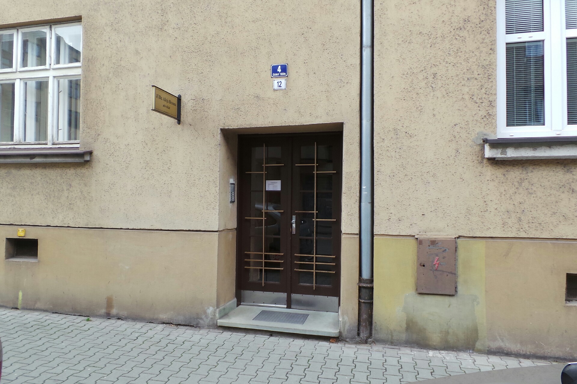 Branna Alicja, JUDr., advokátka foto 1