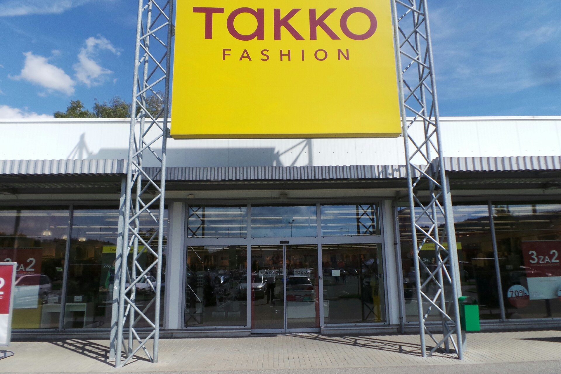 TAKKO FASHION