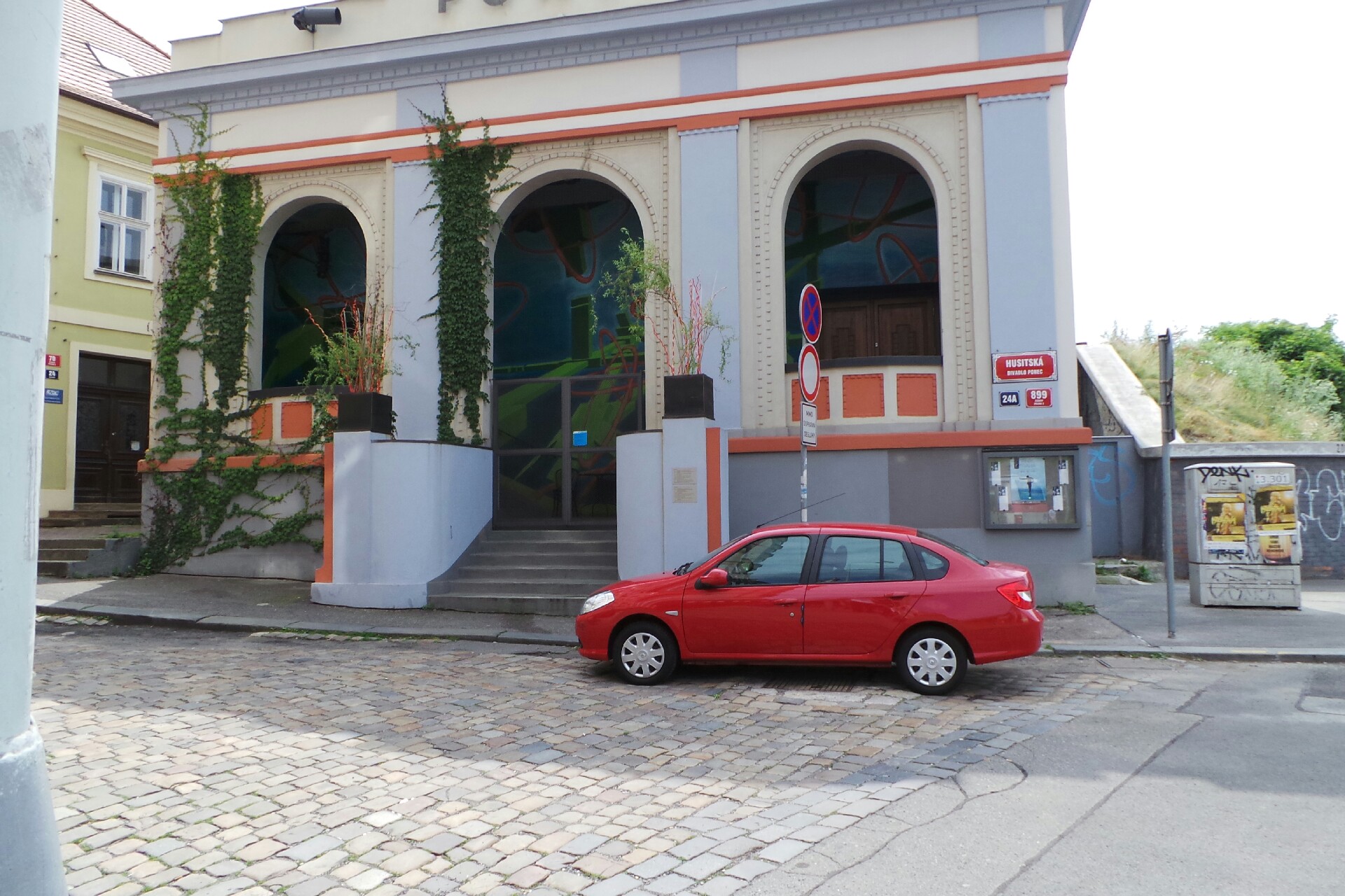 Divadlo Ponec foto 2