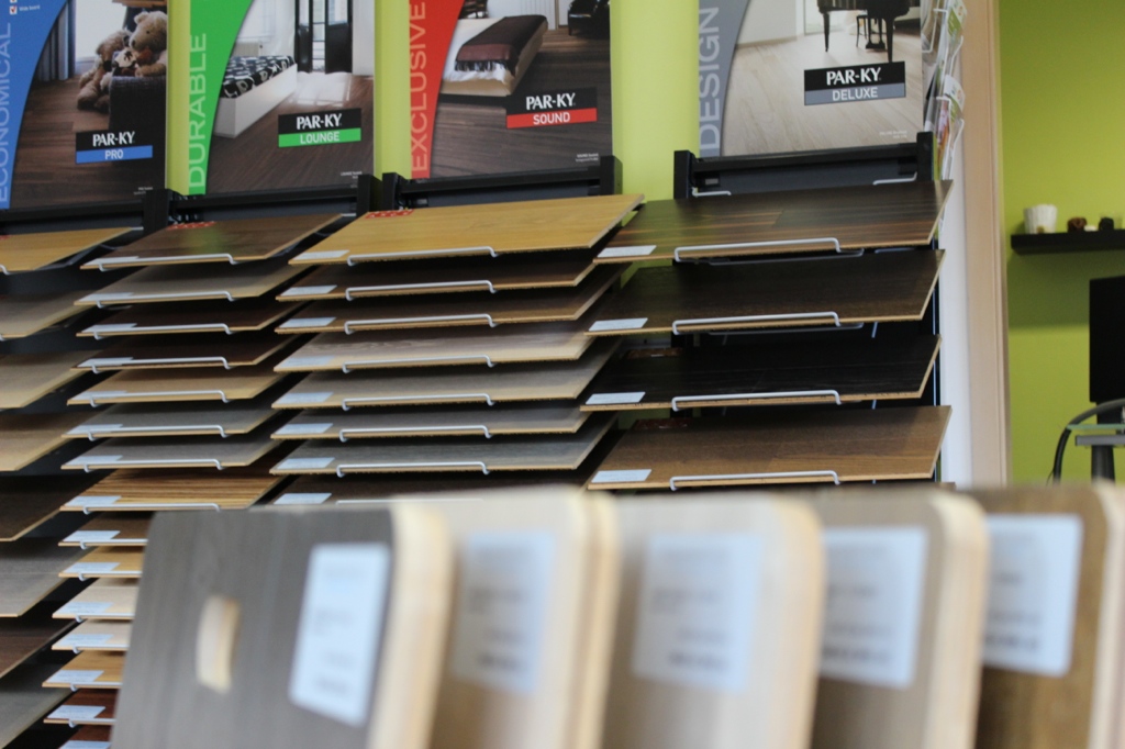 PODLAHY ROZŠAFNÝ foto 3