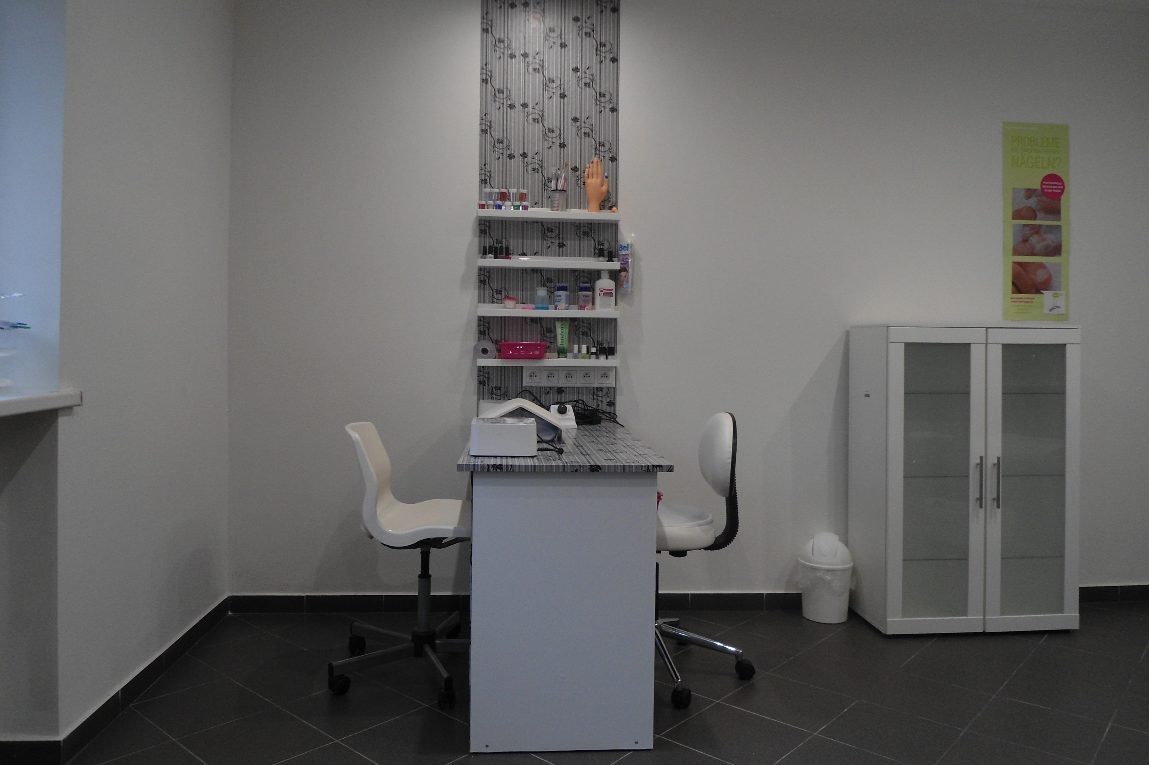 SALON LUCIE